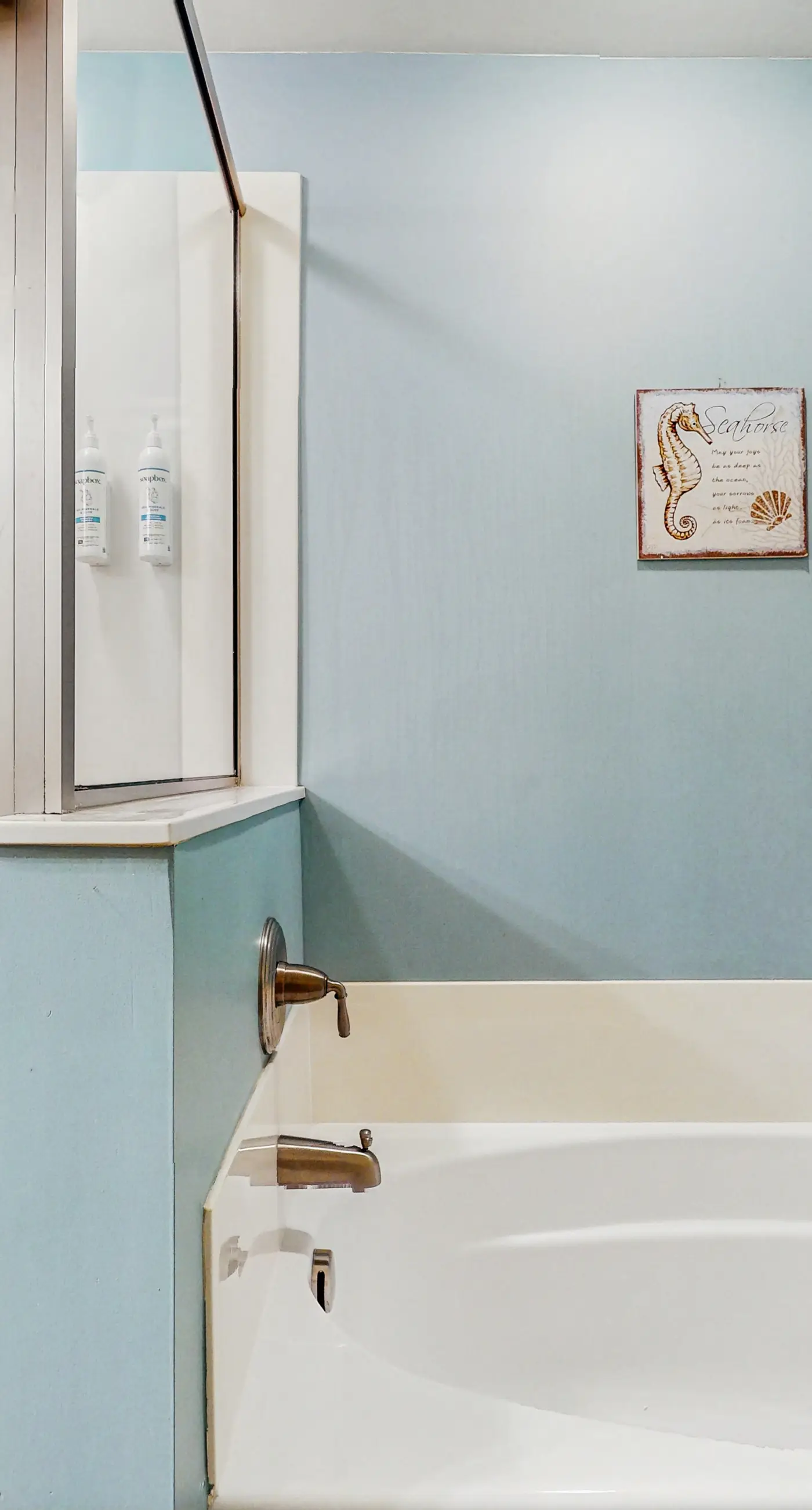 Updated, beachfront condo with pool, hot tub & gym