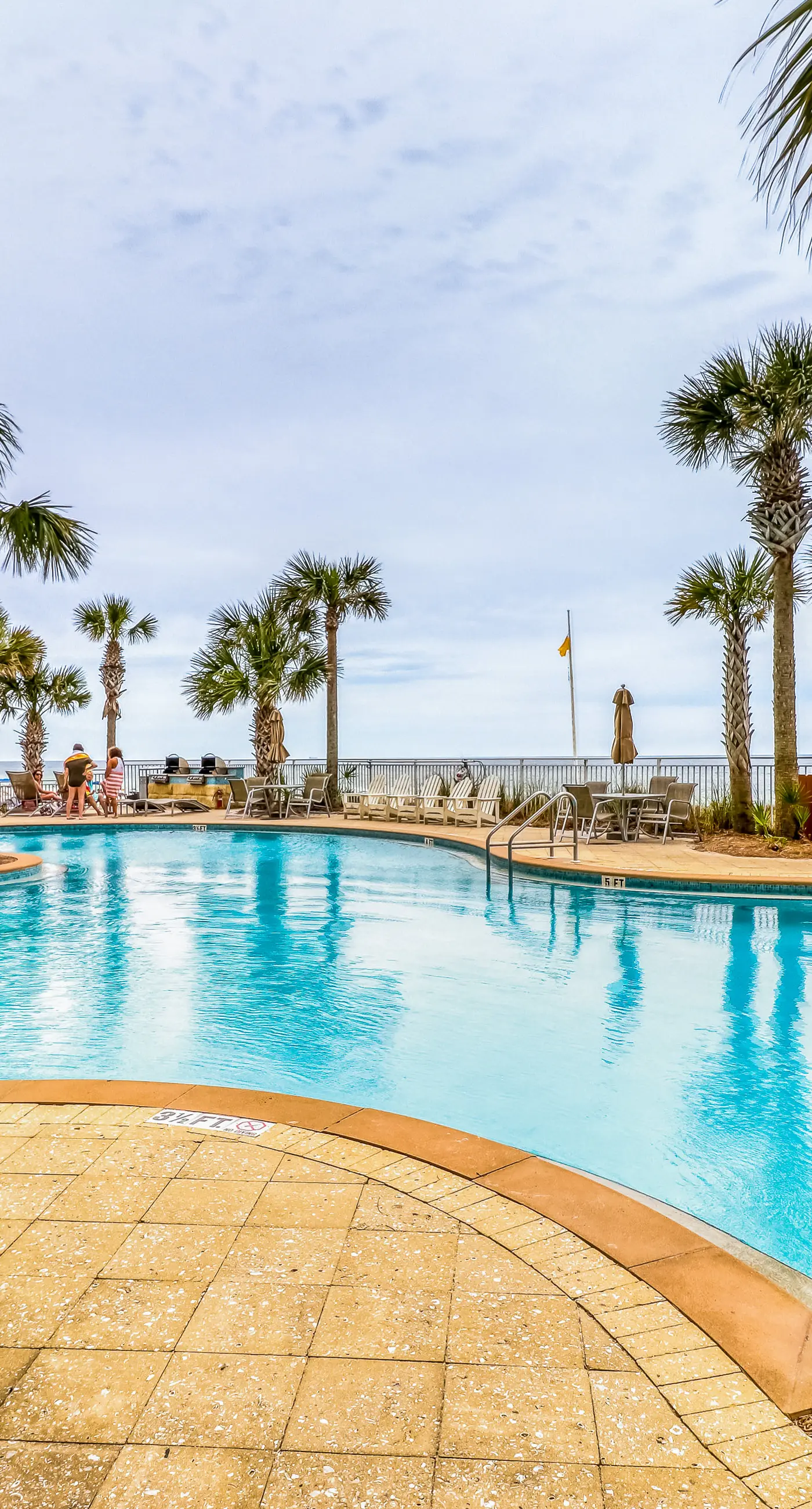 Updated, beachfront condo with pool, hot tub & gym