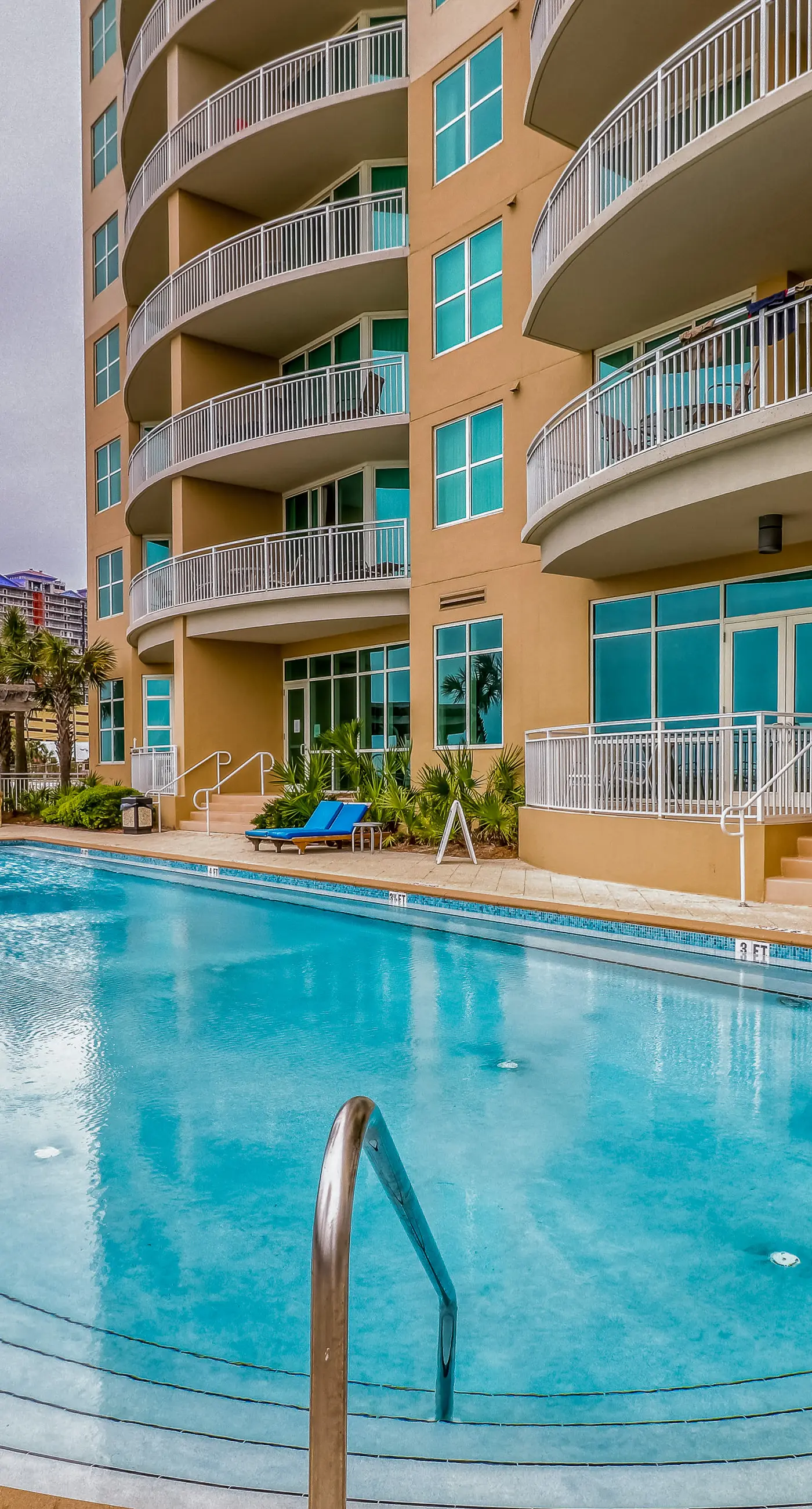 Updated, beachfront condo with pool, hot tub & gym