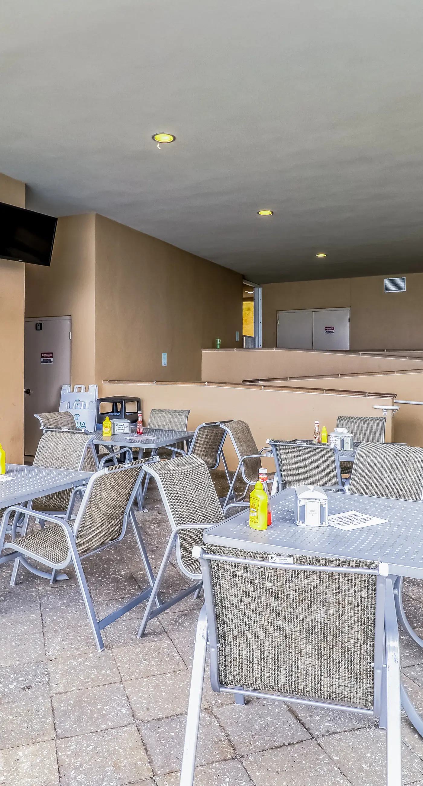 Updated, beachfront condo with pool, hot tub & gym