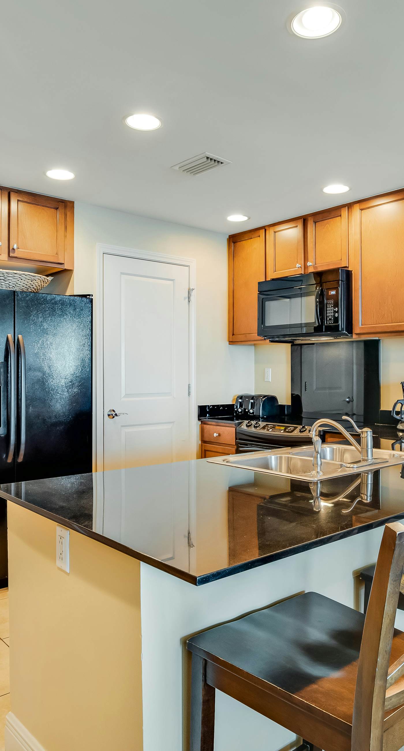 Beautiful condo with all the comforts of home | Pool | Hot tub