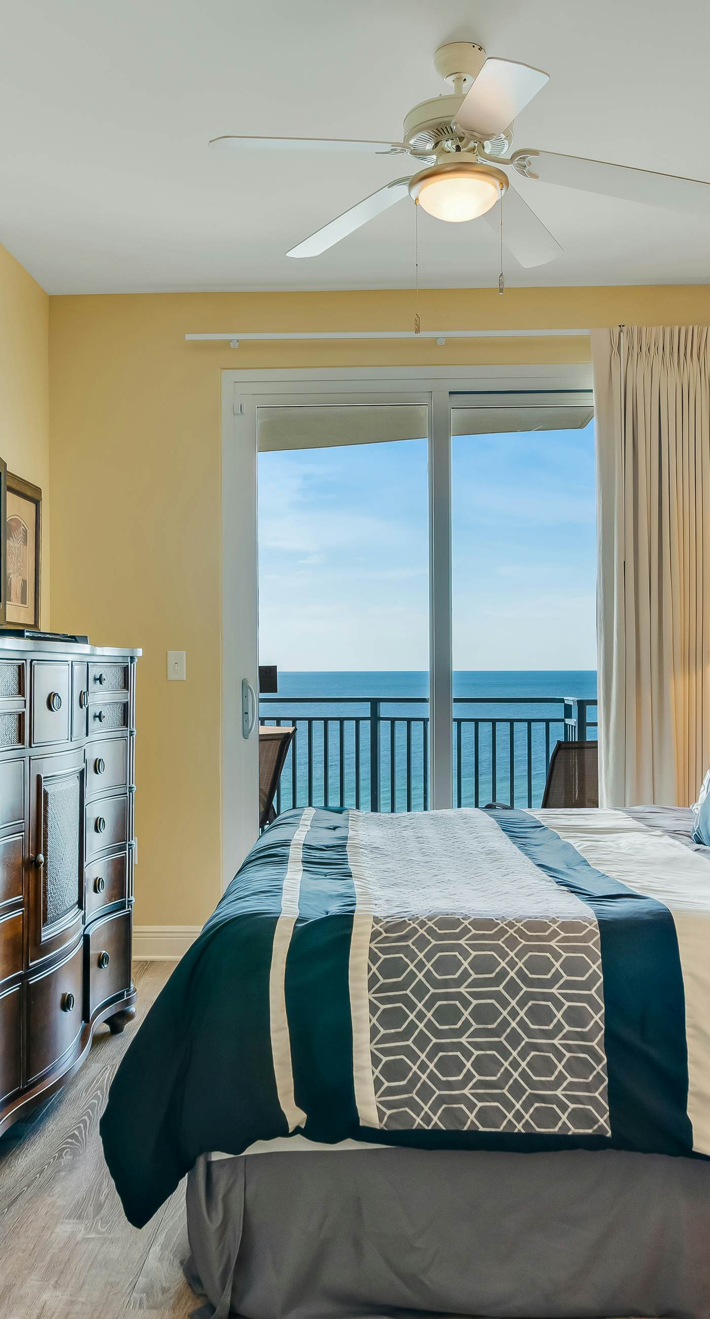 Beautiful condo with all the comforts of home | Pool | Hot tub