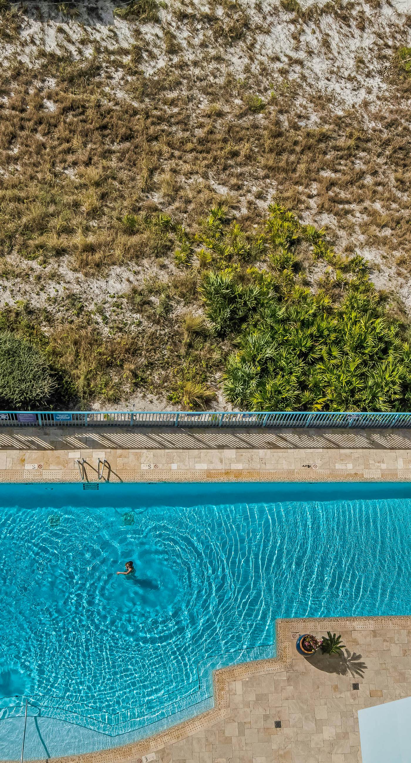 Beautiful condo with all the comforts of home | Pool | Hot tub