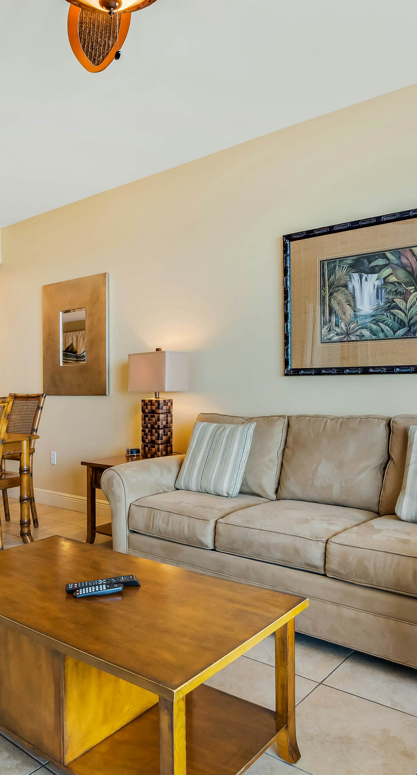 Beautiful condo with all the comforts of home | Pool | Hot tub