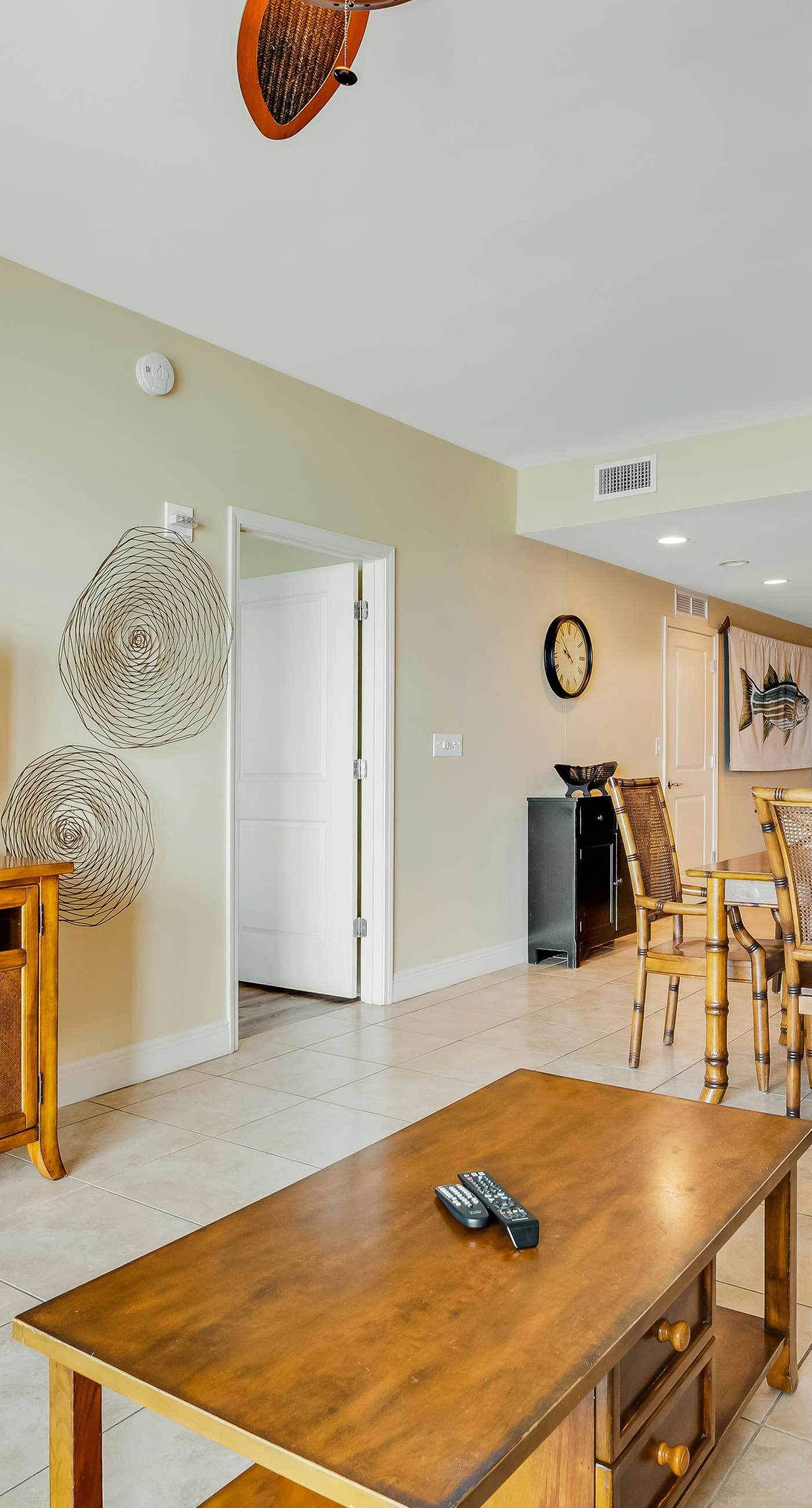 Beautiful condo with all the comforts of home | Pool | Hot tub