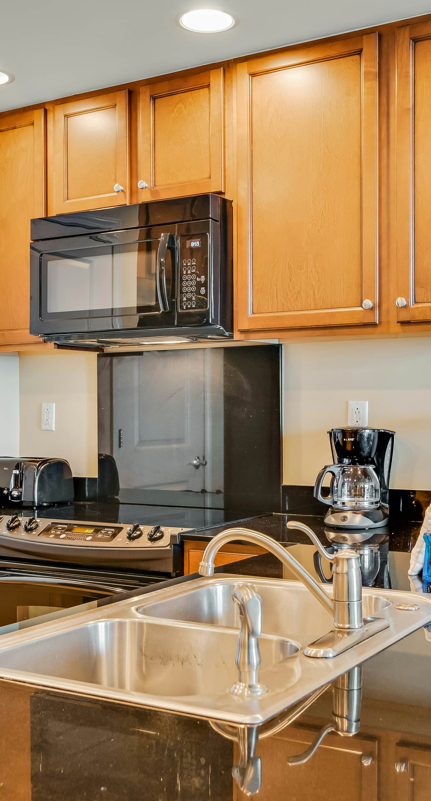 Beautiful condo with all the comforts of home | Pool | Hot tub