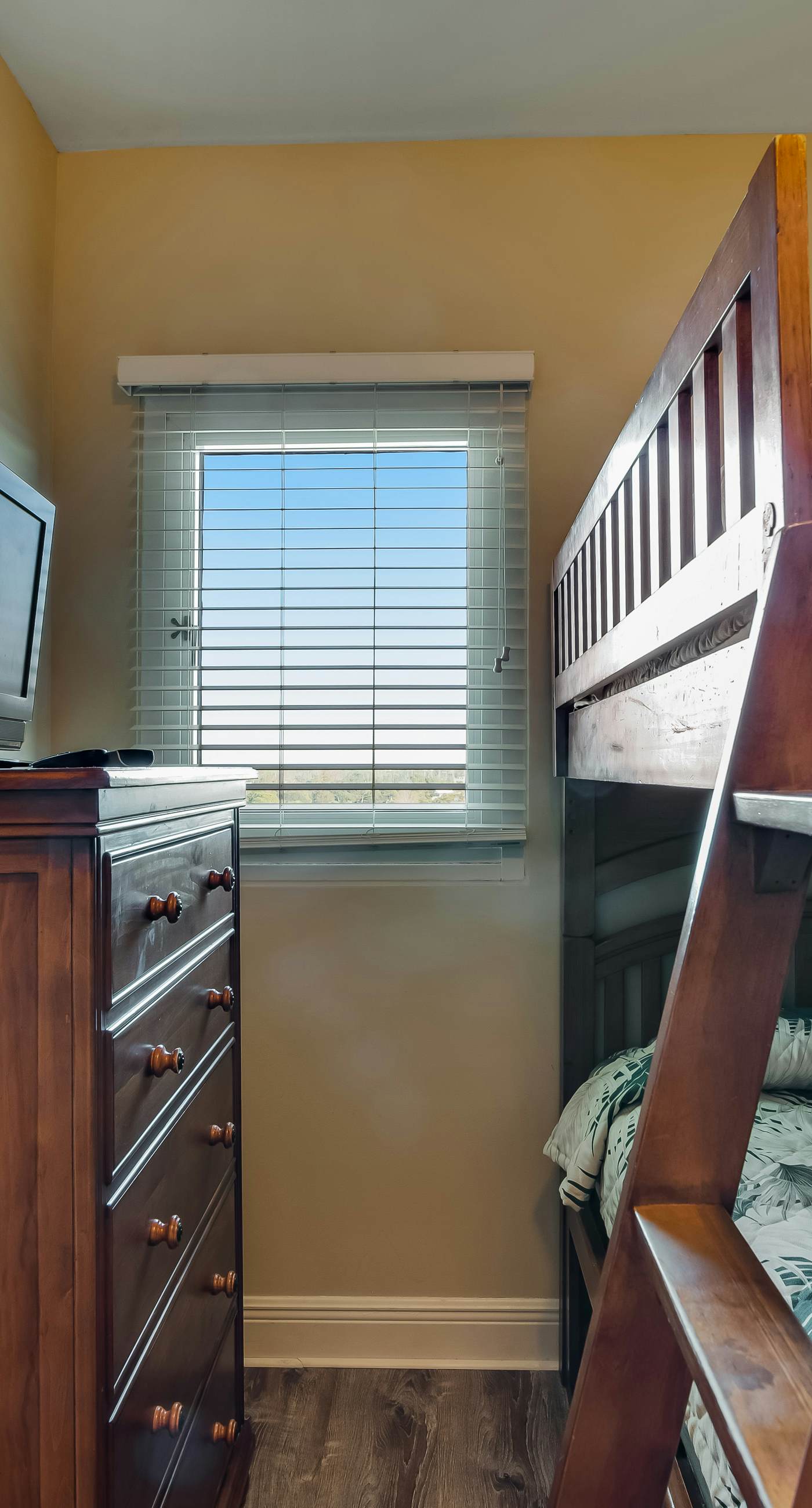 Beautiful condo with all the comforts of home | Pool | Hot tub