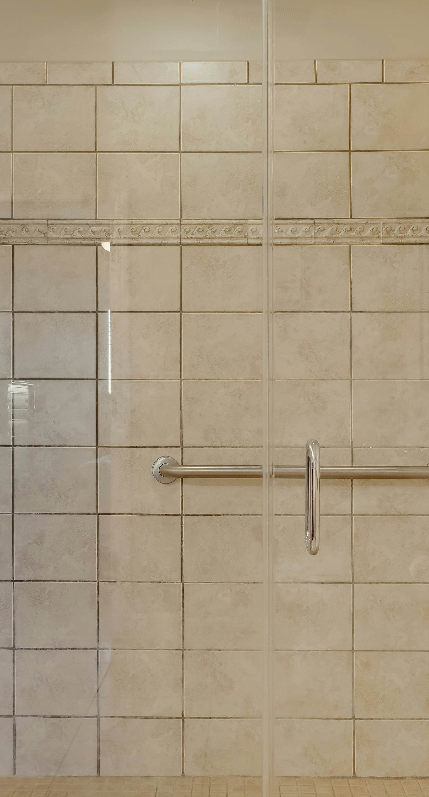 Beautiful condo with all the comforts of home | Pool | Hot tub