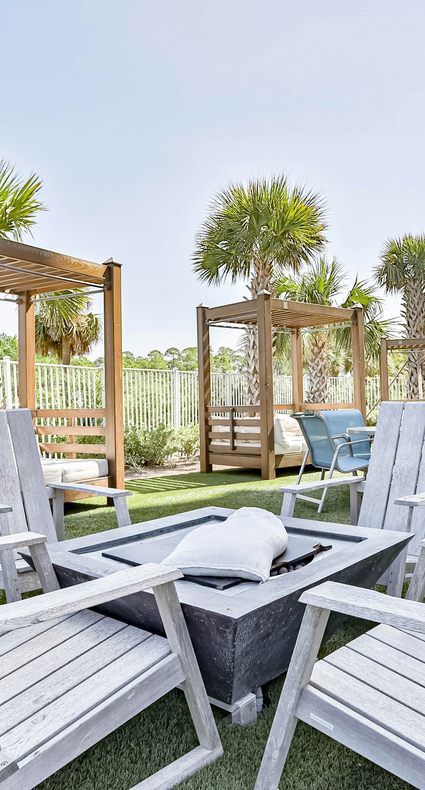 Ocean-view 10th-floor condo with balcony, heated outdoor pool, hot tub, gym, W&D