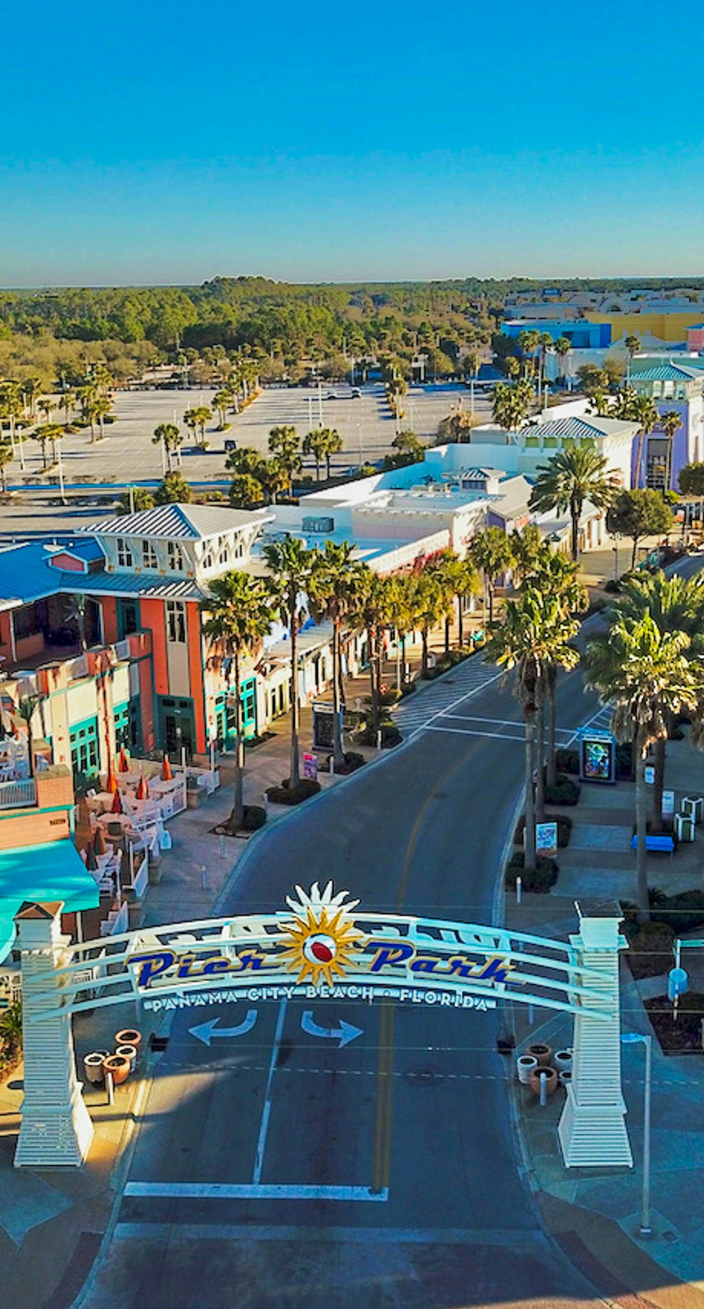 Ocean-view 10th-floor condo with balcony, heated outdoor pool, hot tub, gym, W&D