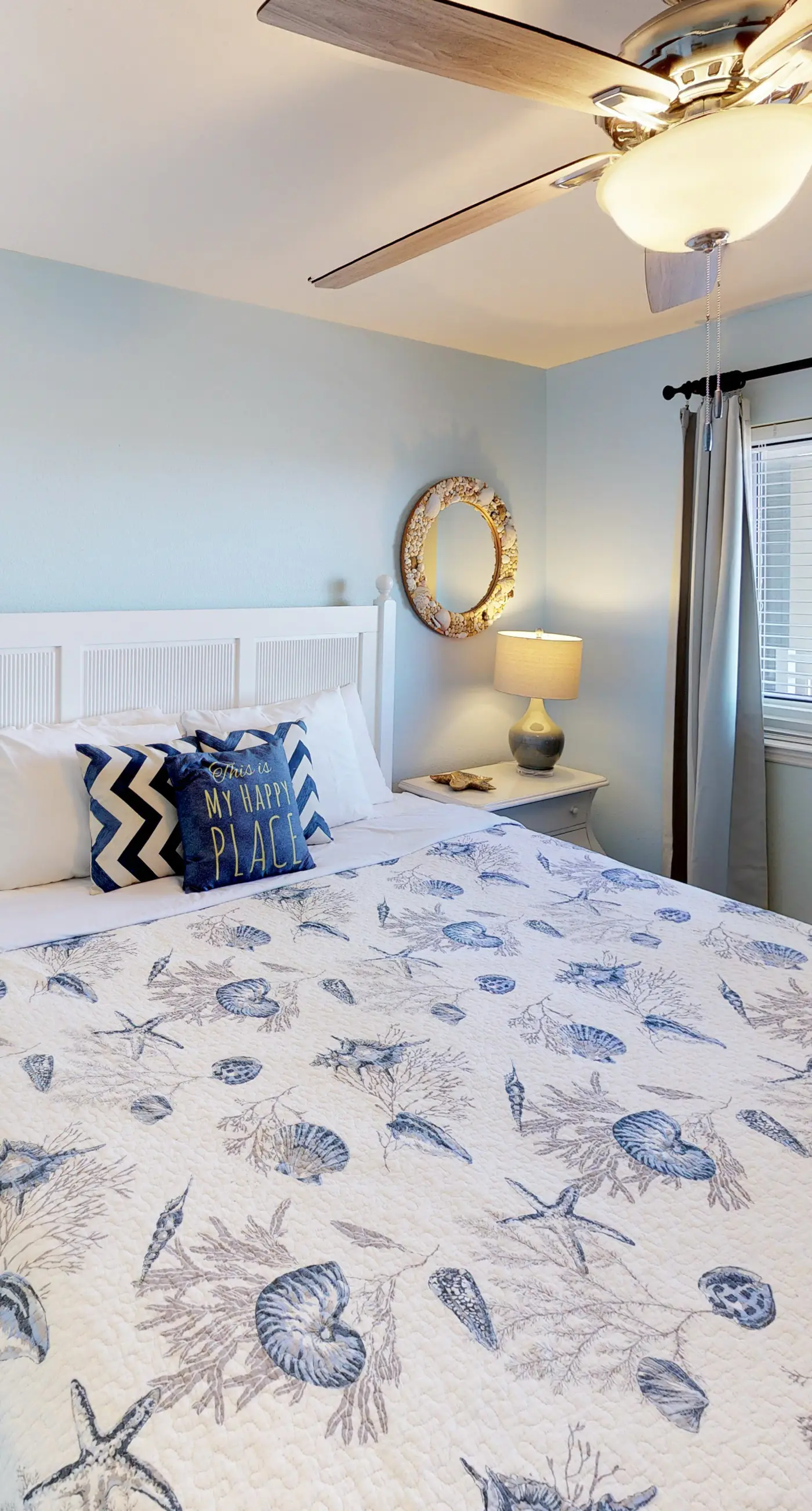 Light-filled beachfront condo with shared pool, hot tub & beach access