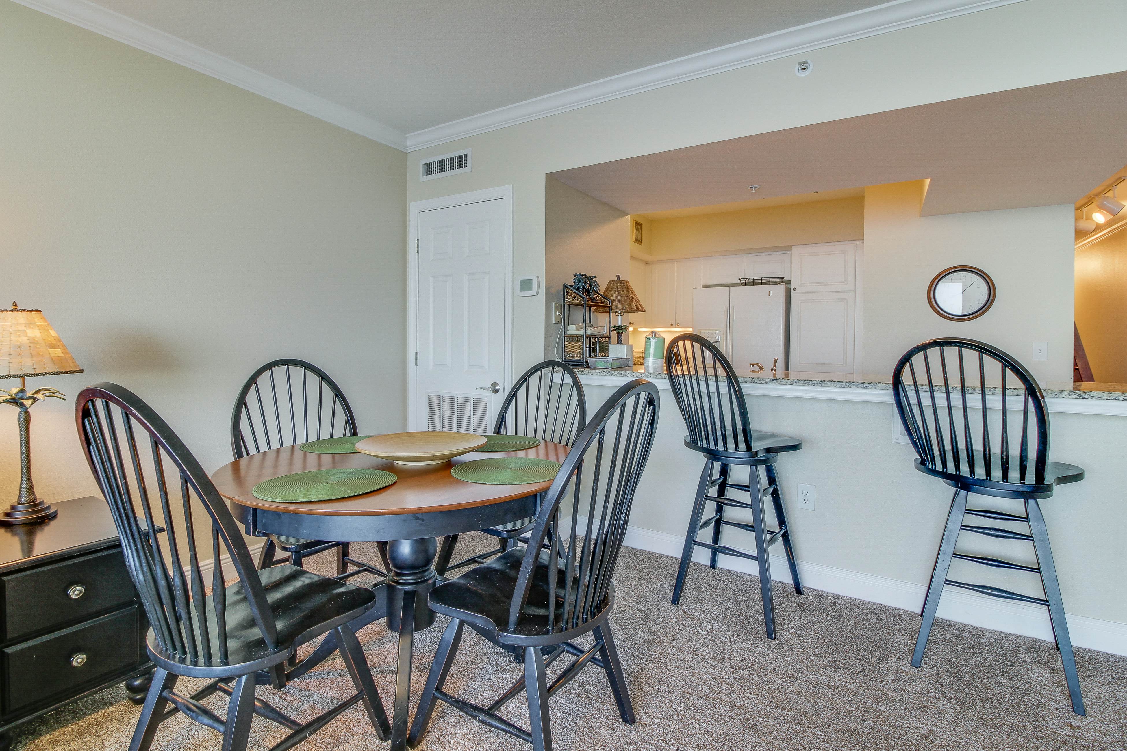 Oceanfront Condo with WiFi, Pool, & Hot Tub - Walk to Beach