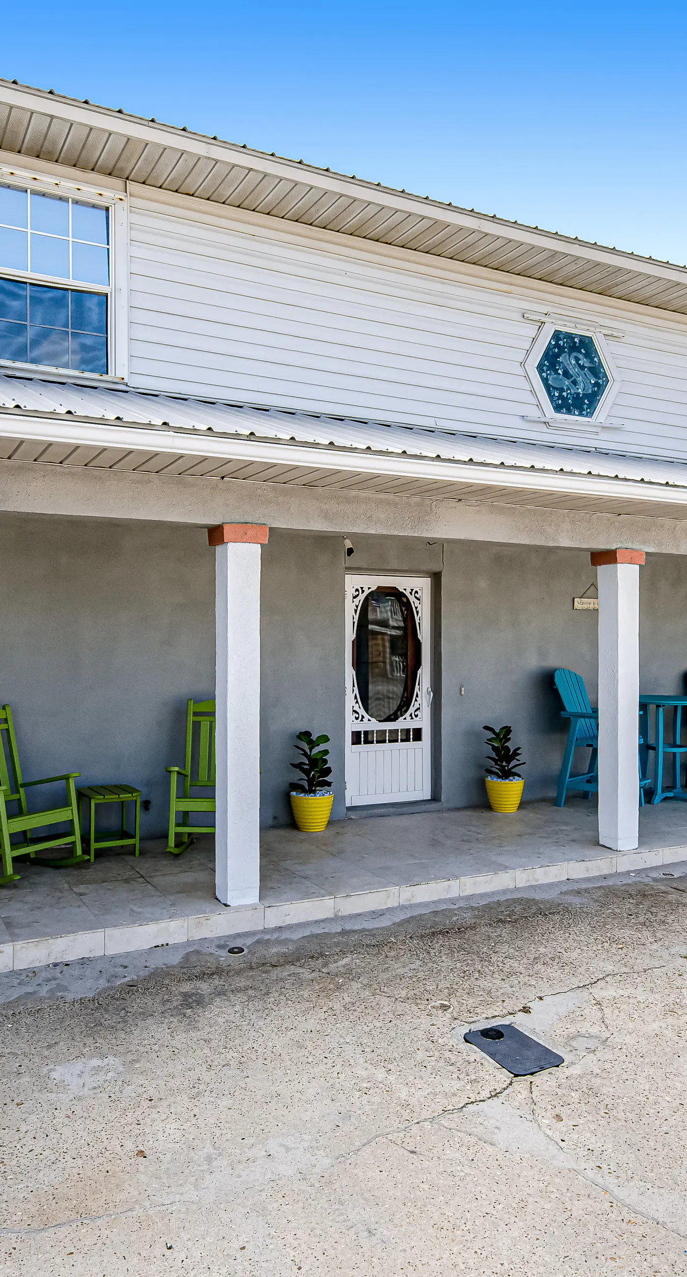 Stylish dog-friendly home with private pool, ocean view, & high-speed WiFi