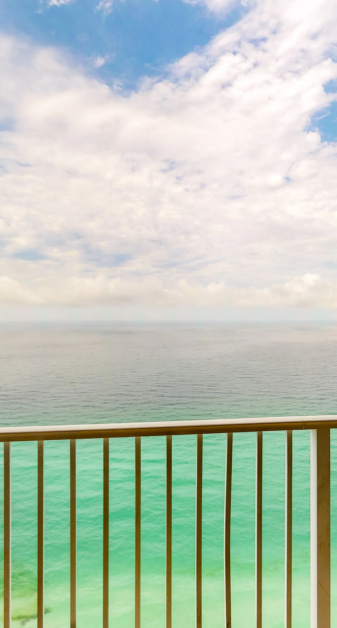 Warm & welcoming condo w/Gulf and beach views, on-site pools & hot tub