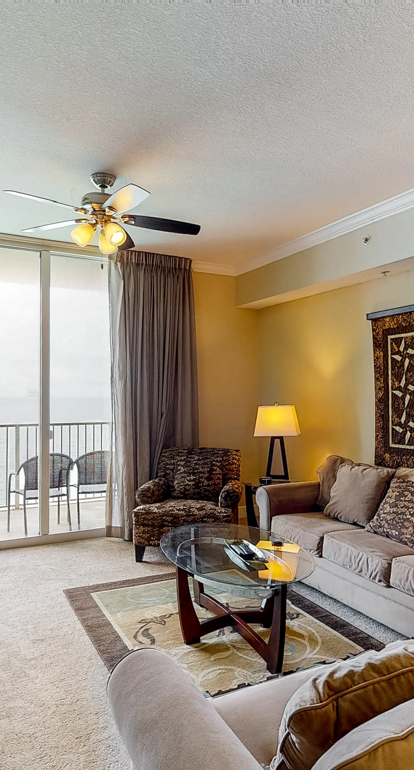 Warm & welcoming condo w/Gulf and beach views, on-site pools & hot tub