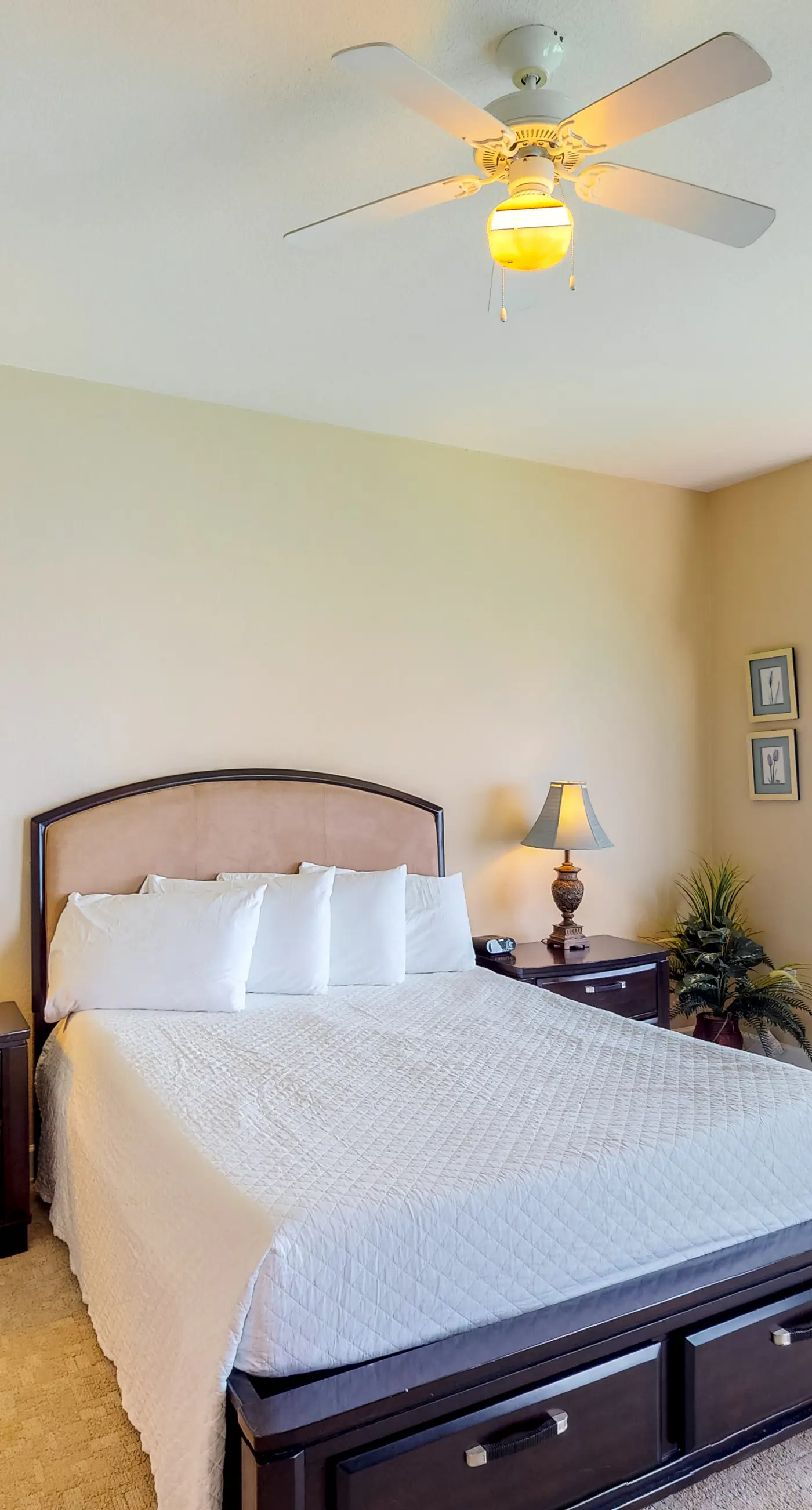 Warm & welcoming condo w/Gulf and beach views, on-site pools & hot tub