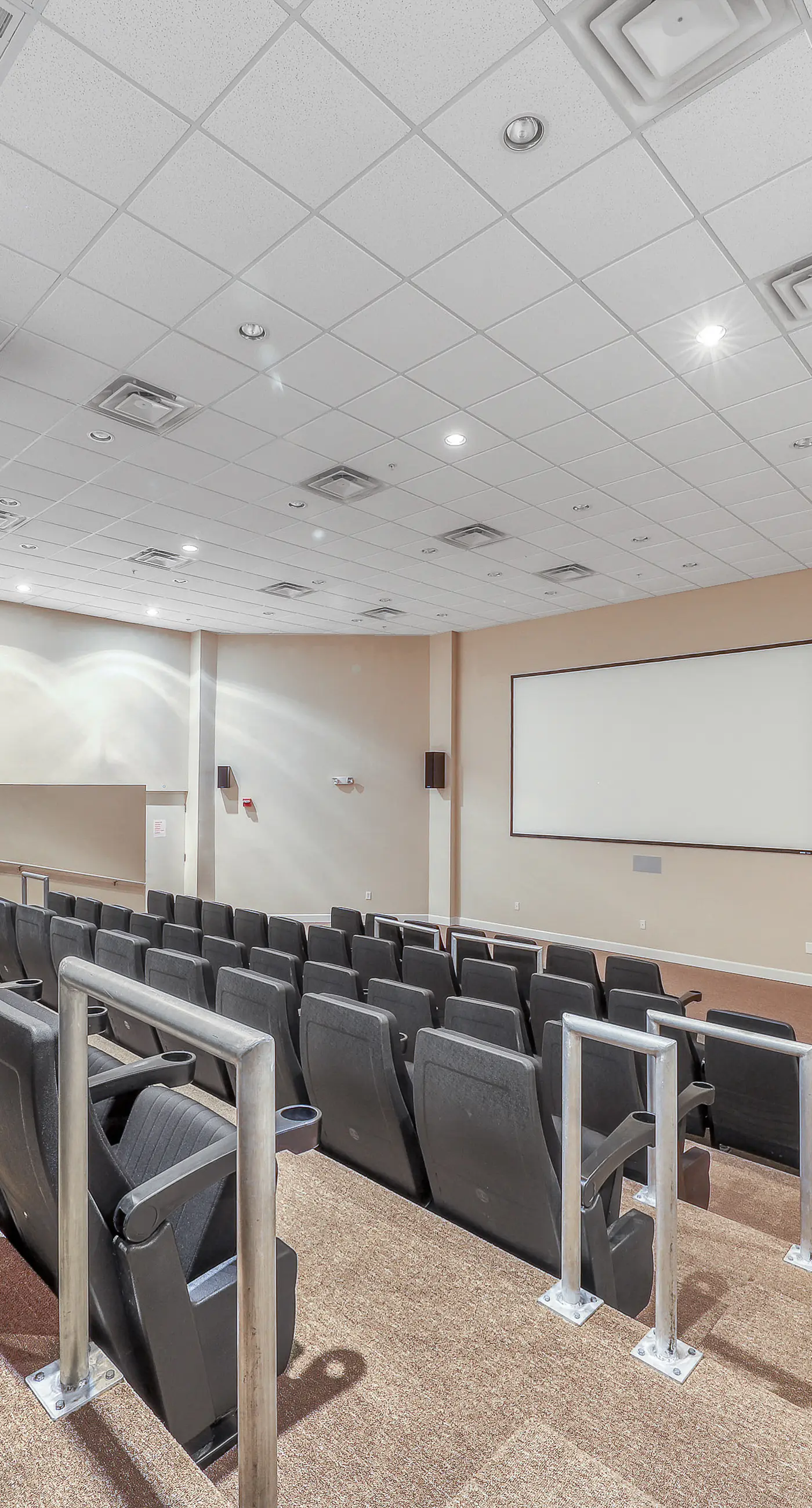 Warm & welcoming condo w/Gulf and beach views, on-site pools & hot tub