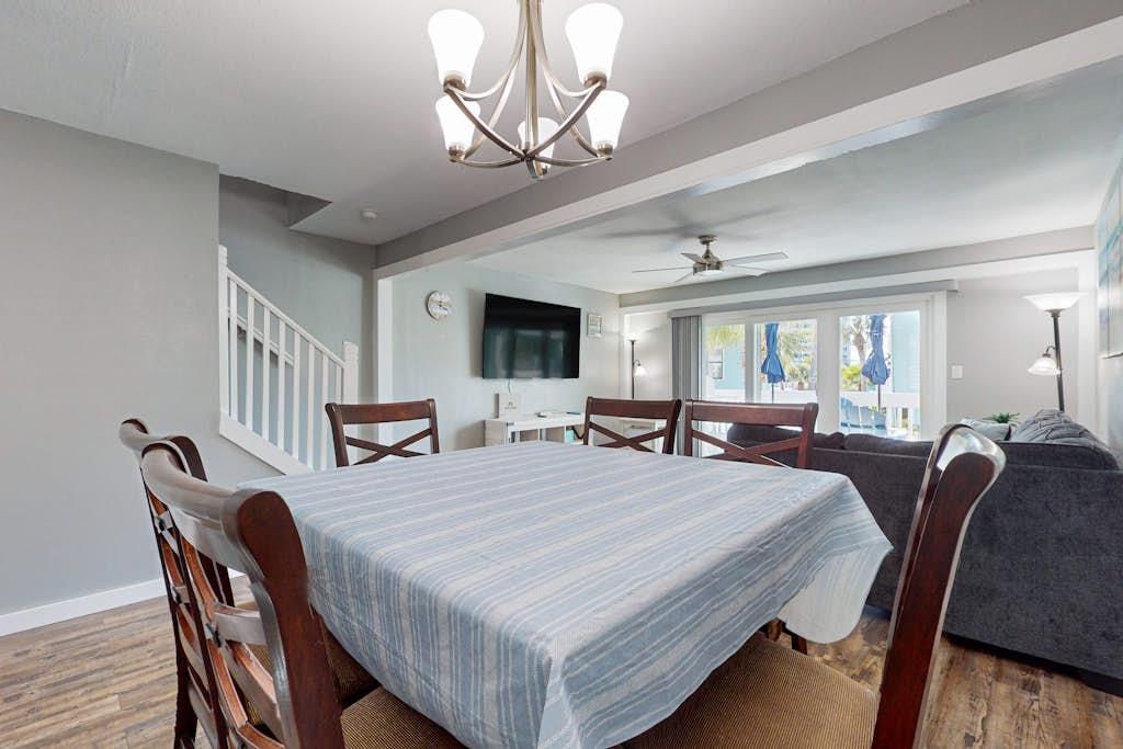 Gorgeous coastal townhome, patio, balcony and community HEATED pool