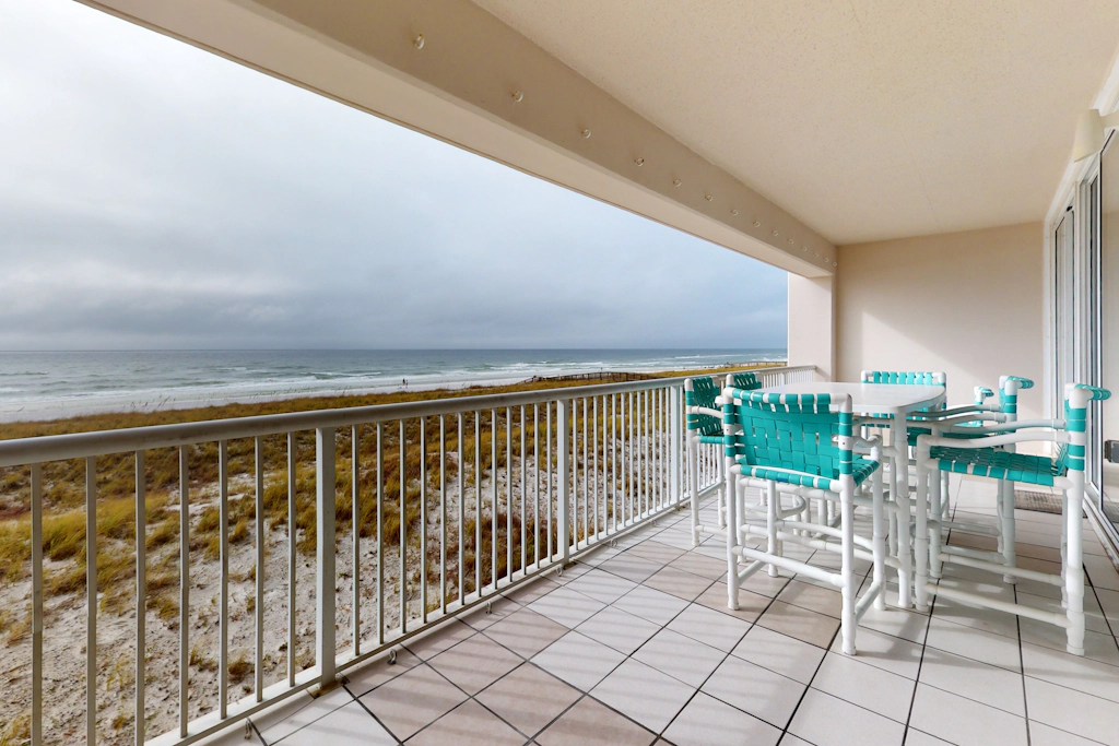 Waterfront Condo with Balcony, Washer/Dryer & Shared Pool