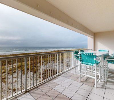 Waterfront Condo with Balcony, Washer/Dryer & Shared Pool