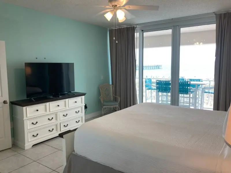 Waterfront Condo with Balcony, Washer/Dryer & Shared Pool