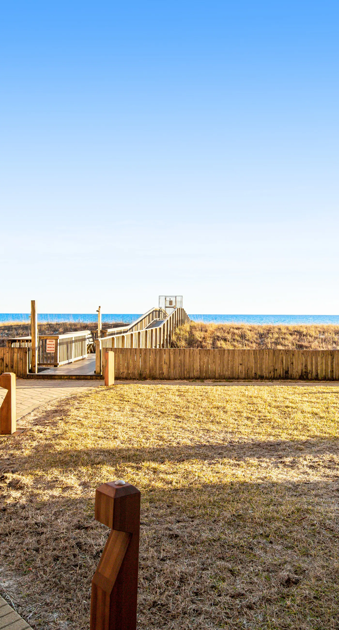 Beachfront Condo with Gulf-View, Balcony, with Shared Pool, & Gym