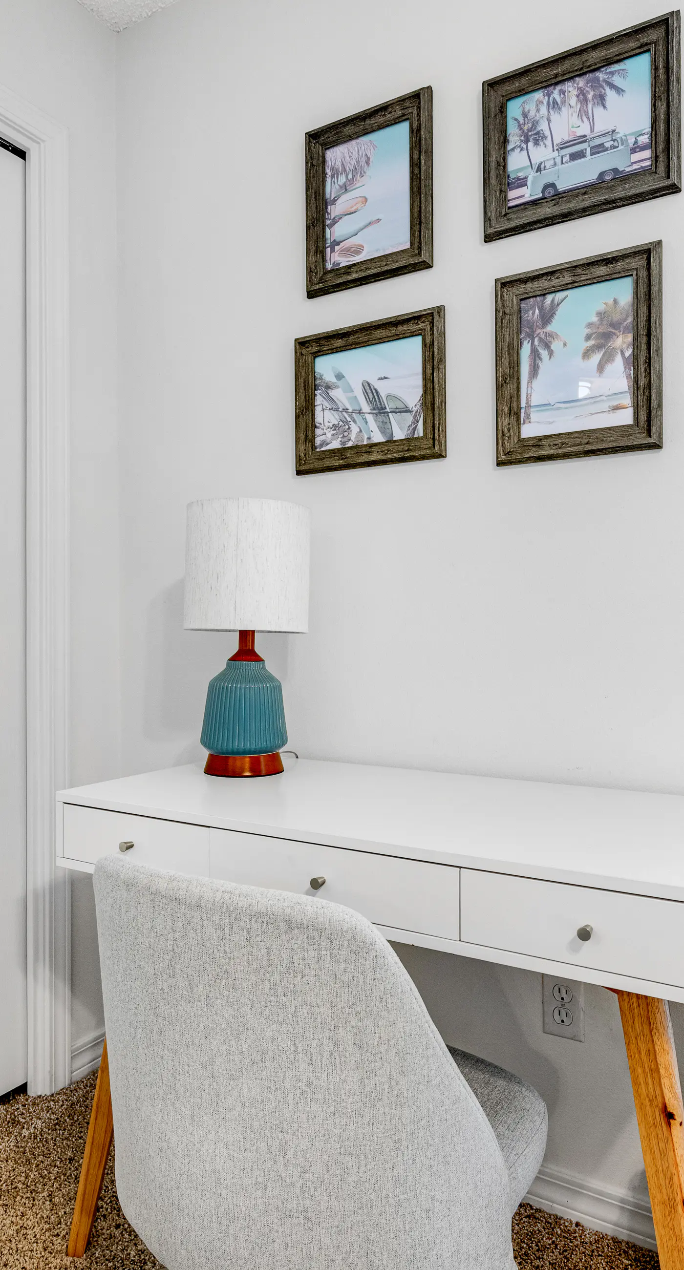 Sunny beachside condo with pool, central AC & washer&dryer