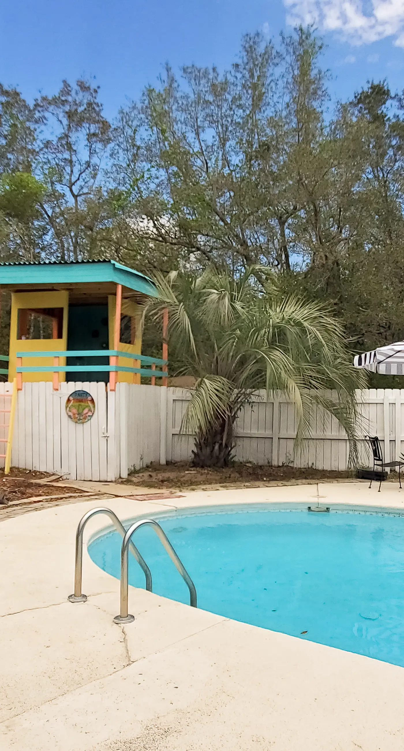 Updated dog-friendly home with private outdoor pool, patio, fireplace, W/D, AC