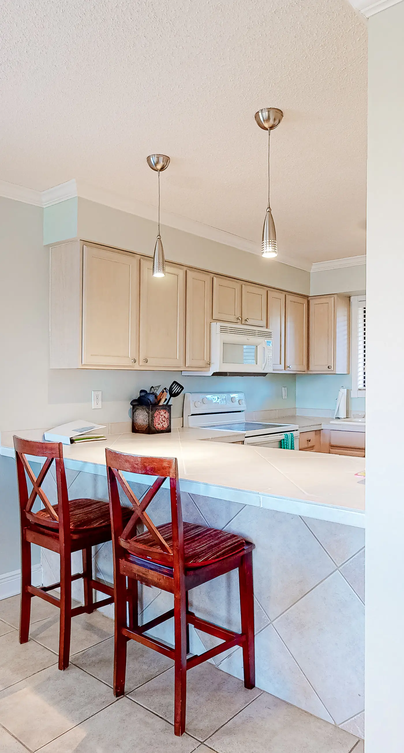 Ground-Floor Condo near the Beach w/Private W/D, A/C, Shared Outdoor Pool
