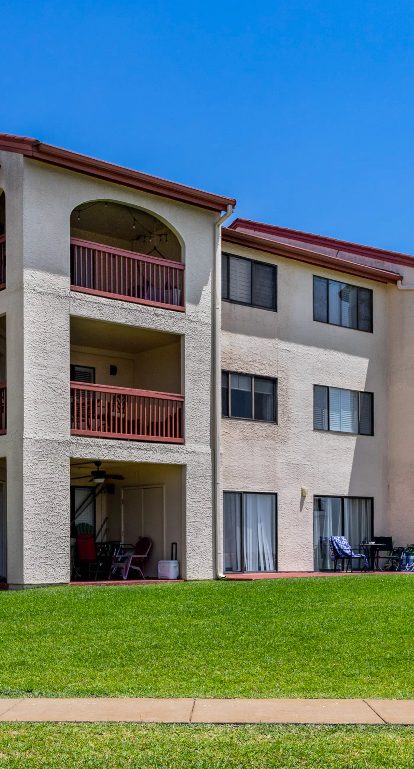 Ground-Floor Condo near the Beach w/Private W/D, A/C, Shared Outdoor Pool