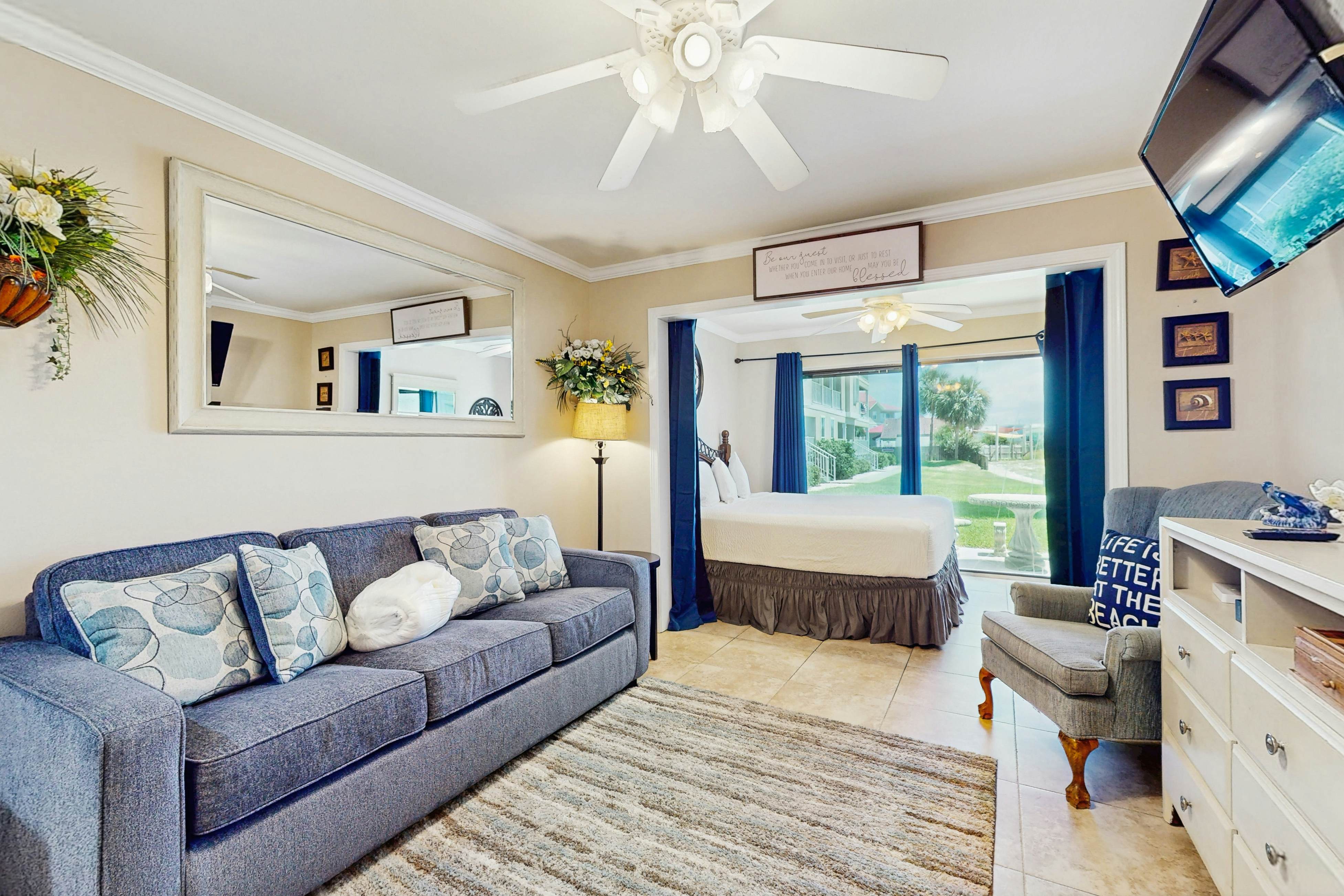 Studio with a patio, pool access, and central AC - snowbird friendly