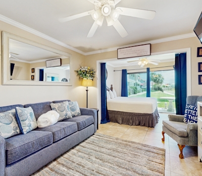 Studio with a patio, pool access, and central AC - snowbird friendly