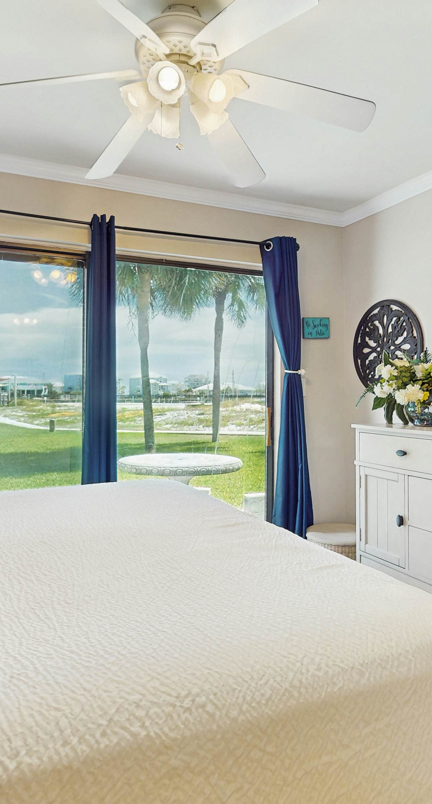 Studio with a patio, pool access, and central AC - snowbird friendly