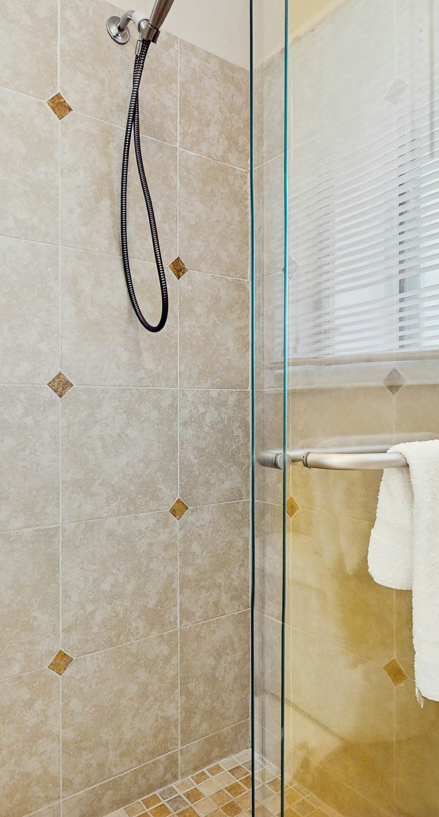 Studio with a patio, pool access, and central AC - snowbird friendly