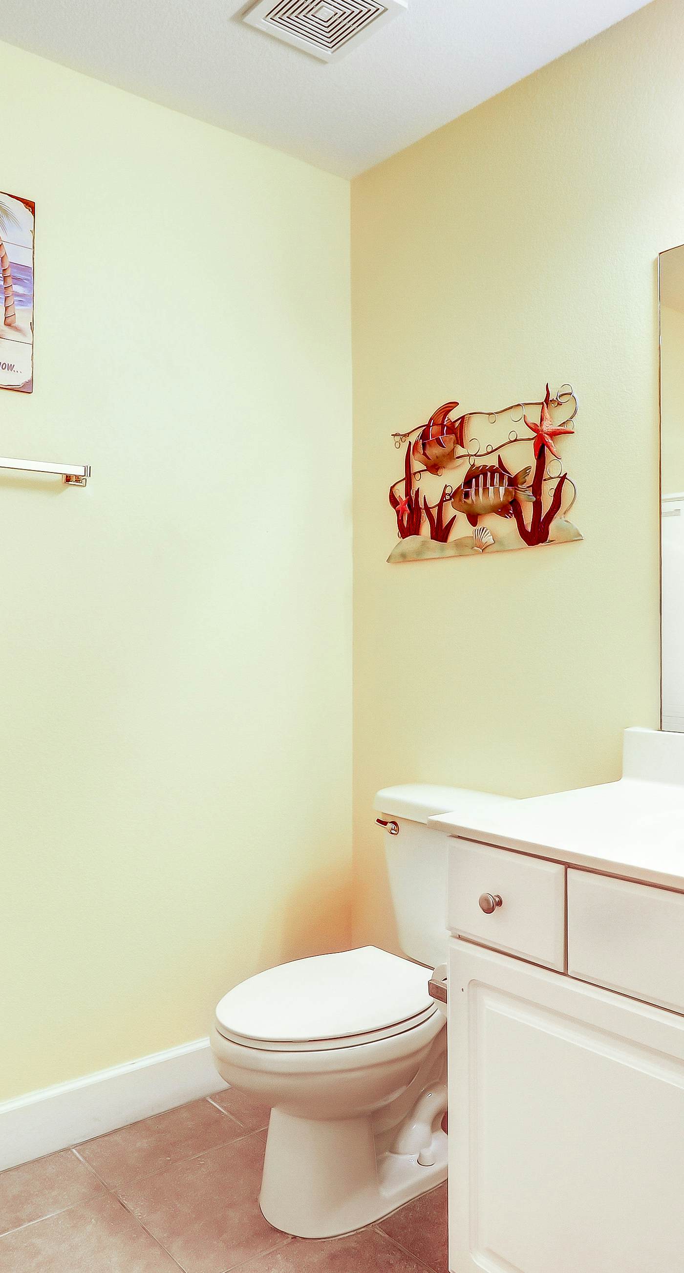 Gorgeous coastal condo with pool, hot tub, fitness center/Roman spa