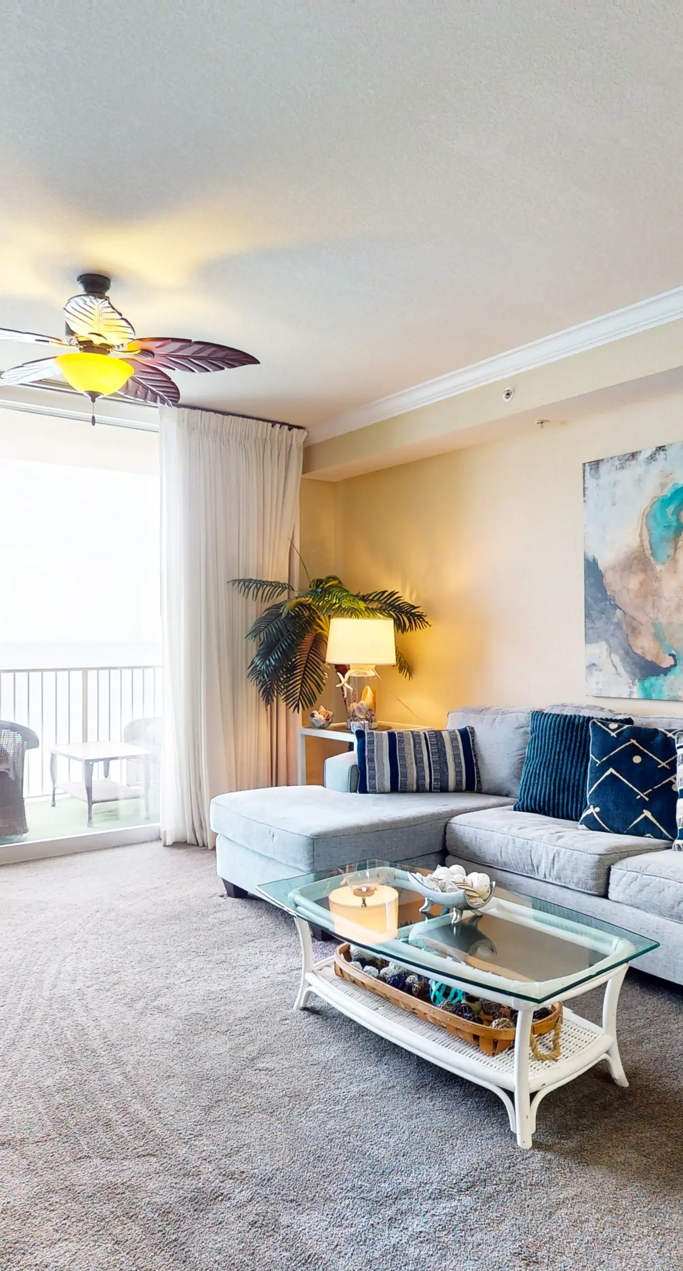 Remodeled family-friendly, beachfront condo w/ Gulf views, Pool & Hot tub