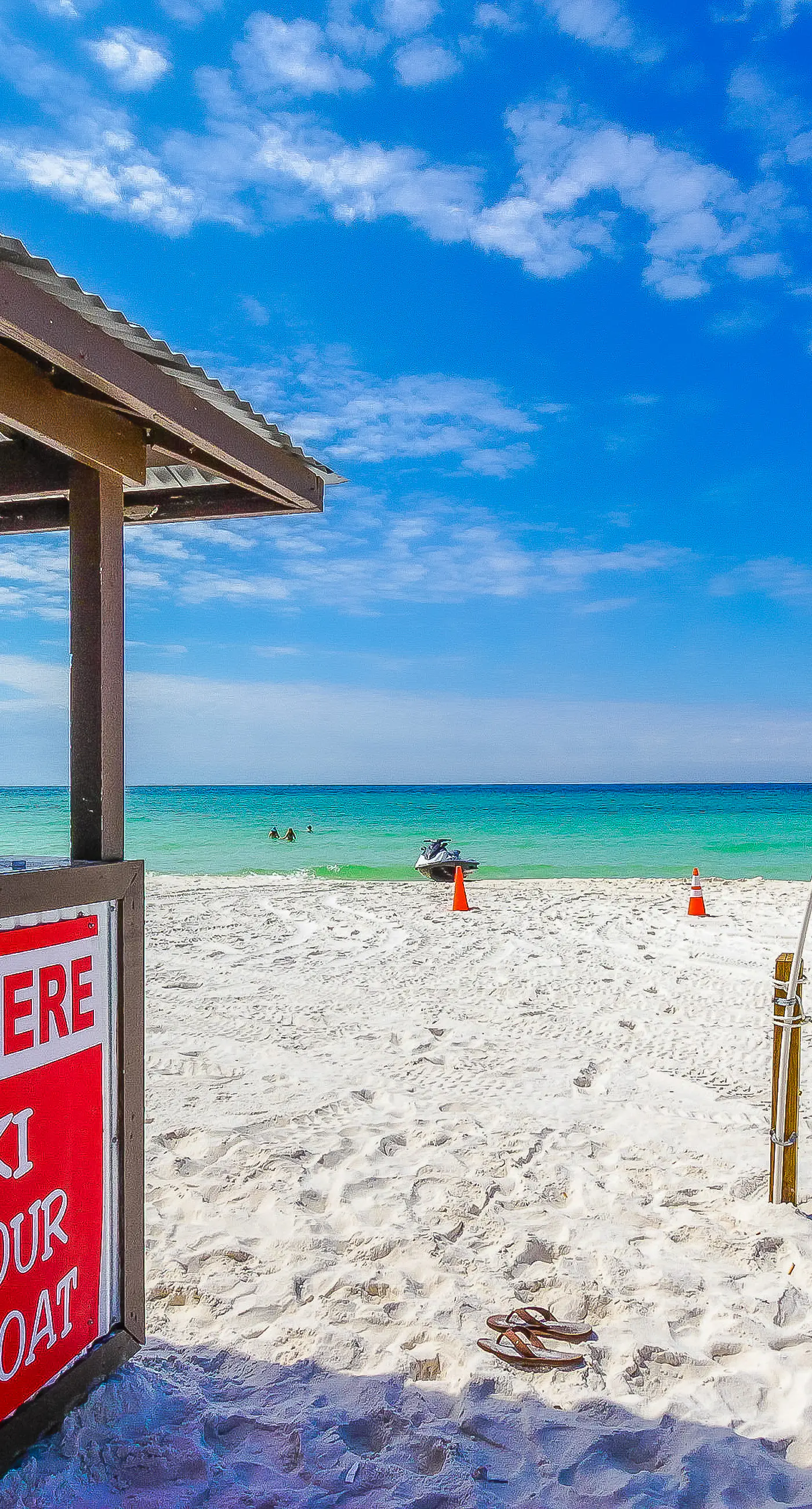 Remodeled family-friendly, beachfront condo w/ Gulf views, Pool & Hot tub