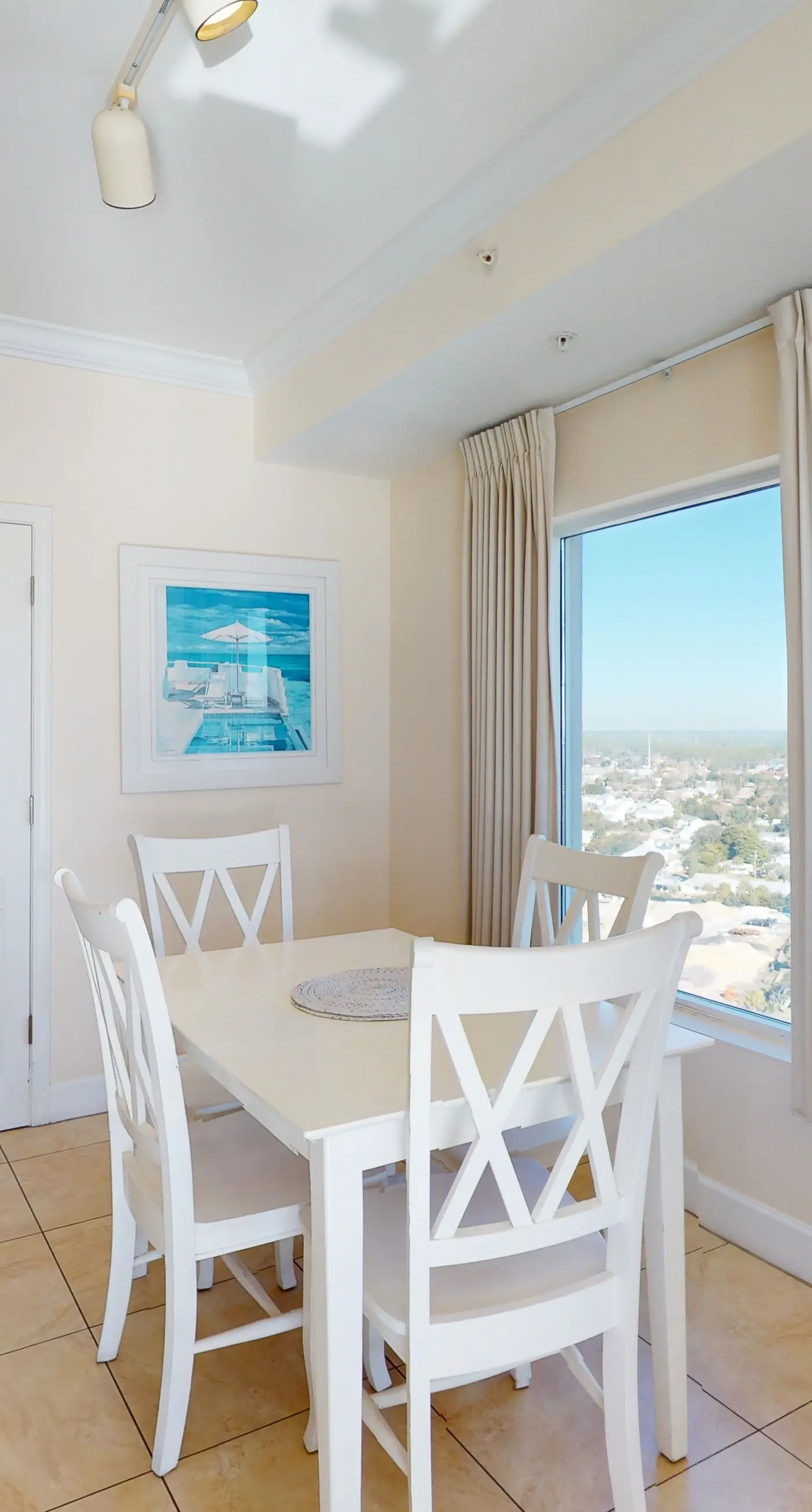Gulf-Front Condo on 19th Floor w/Furnished Balcony, Shared Pools & Hot tubs
