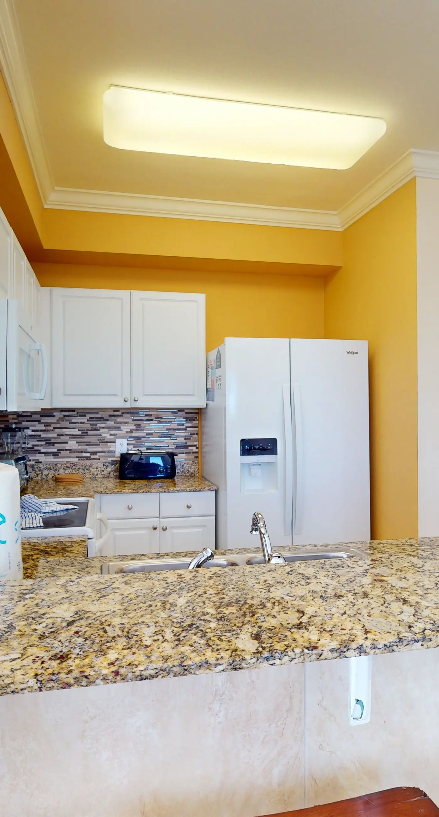 Gulf-Front Condo on 19th Floor w/Furnished Balcony, Shared Pools & Hot tubs