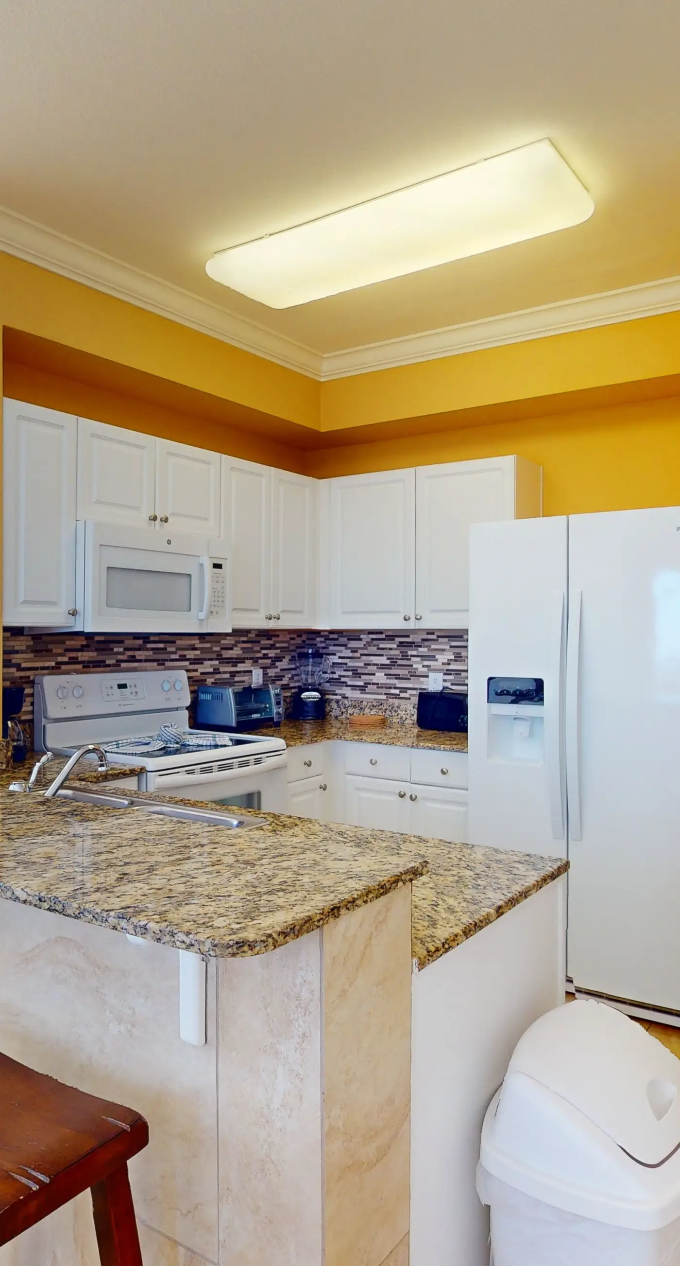 Gulf-Front Condo on 19th Floor w/Furnished Balcony, Shared Pools & Hot tubs