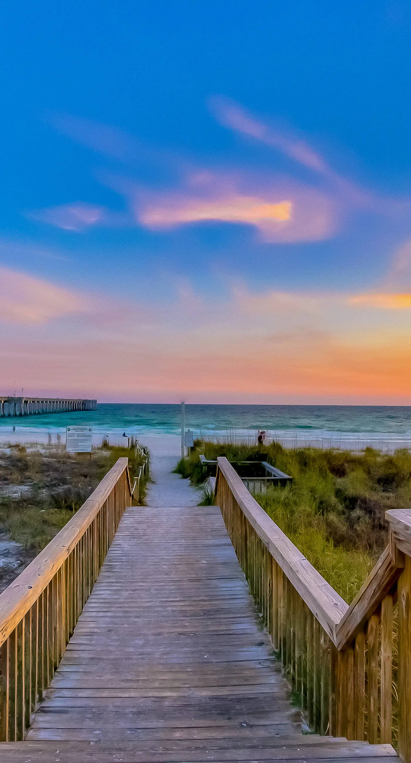 19th-floor Gulf-front condo with Gulf views, pools, hot tubs, tennis, sauna, gym