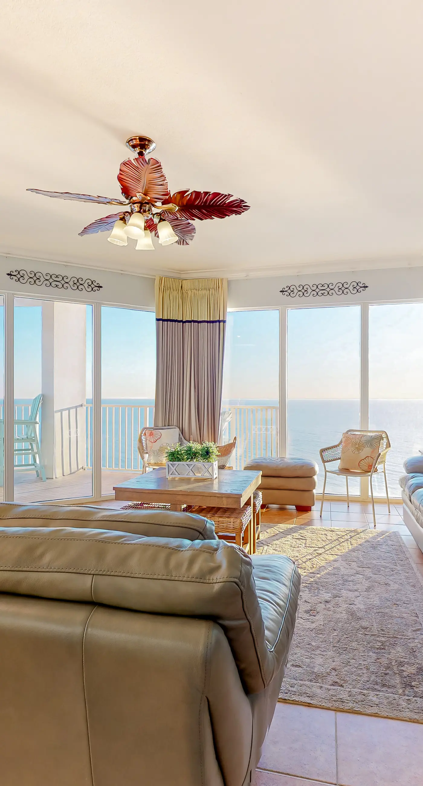 Spacious high-rise condo with stunning beachfront views, pools & hot tubs
