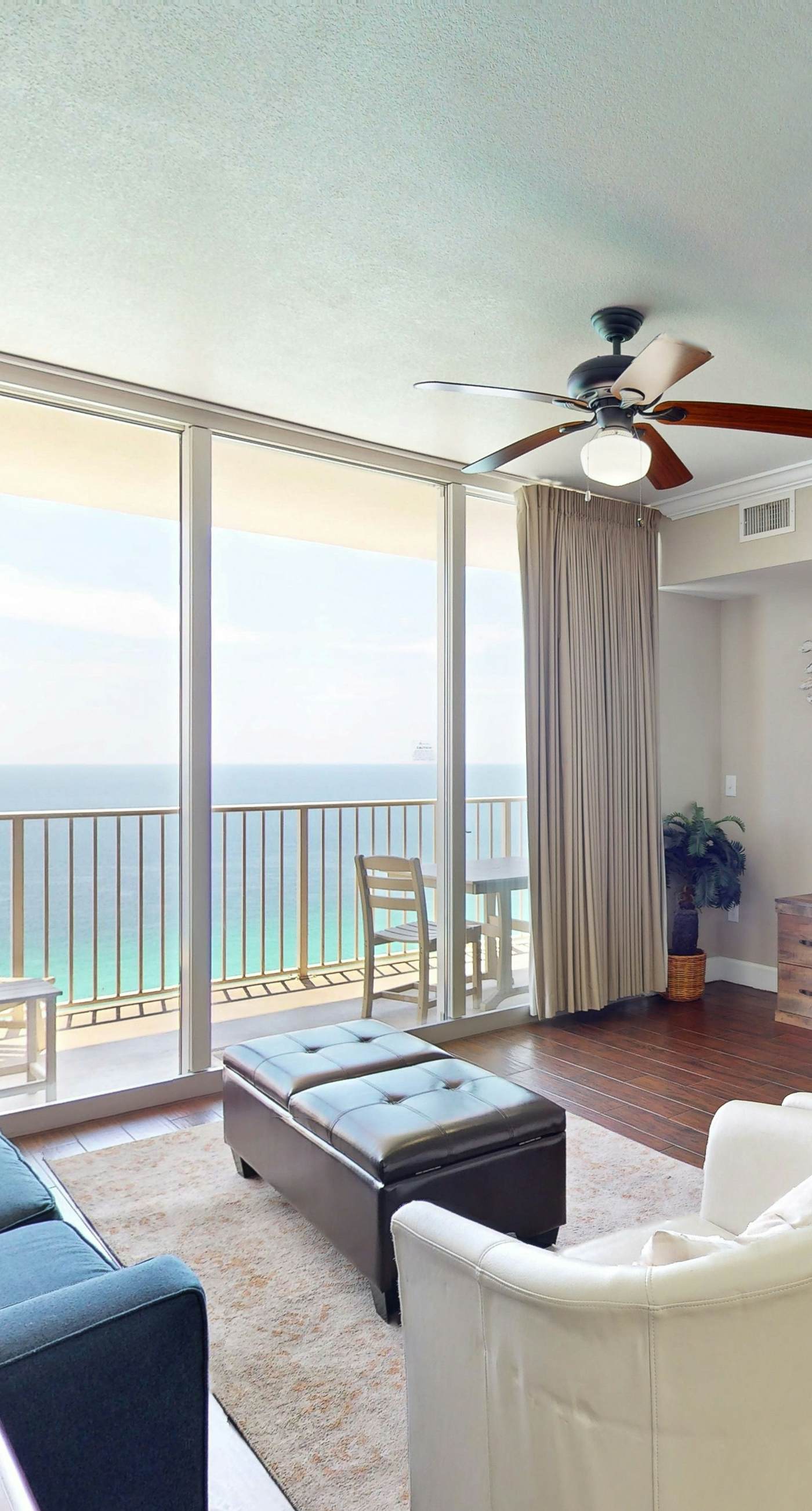 21st Floor Oceanfront Condo with Shared Pool & Hot Tub, Ocean View