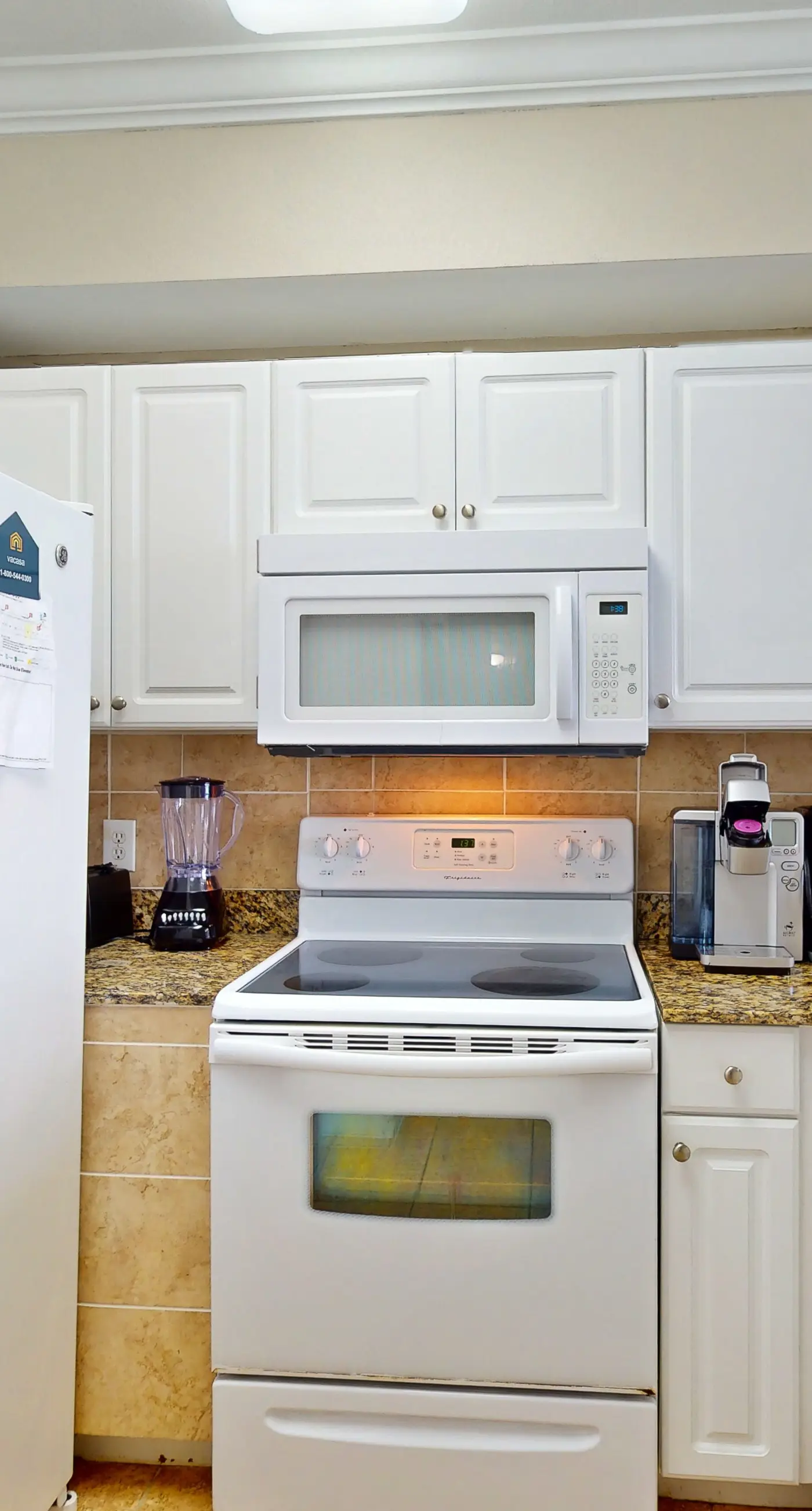 21st Floor Oceanfront Condo with Shared Pool & Hot Tub, Ocean View