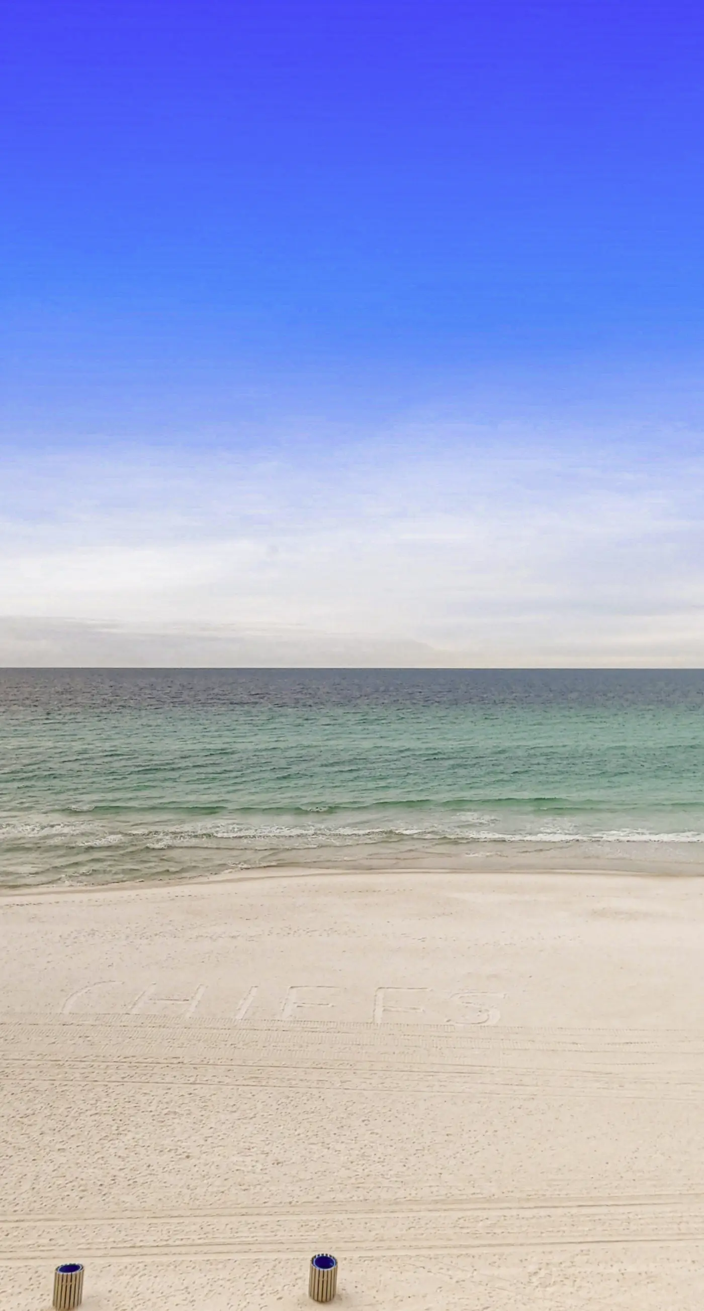 Lovely fourth-floor condo with lagoon pools, gym, hot tub, sauna & game room