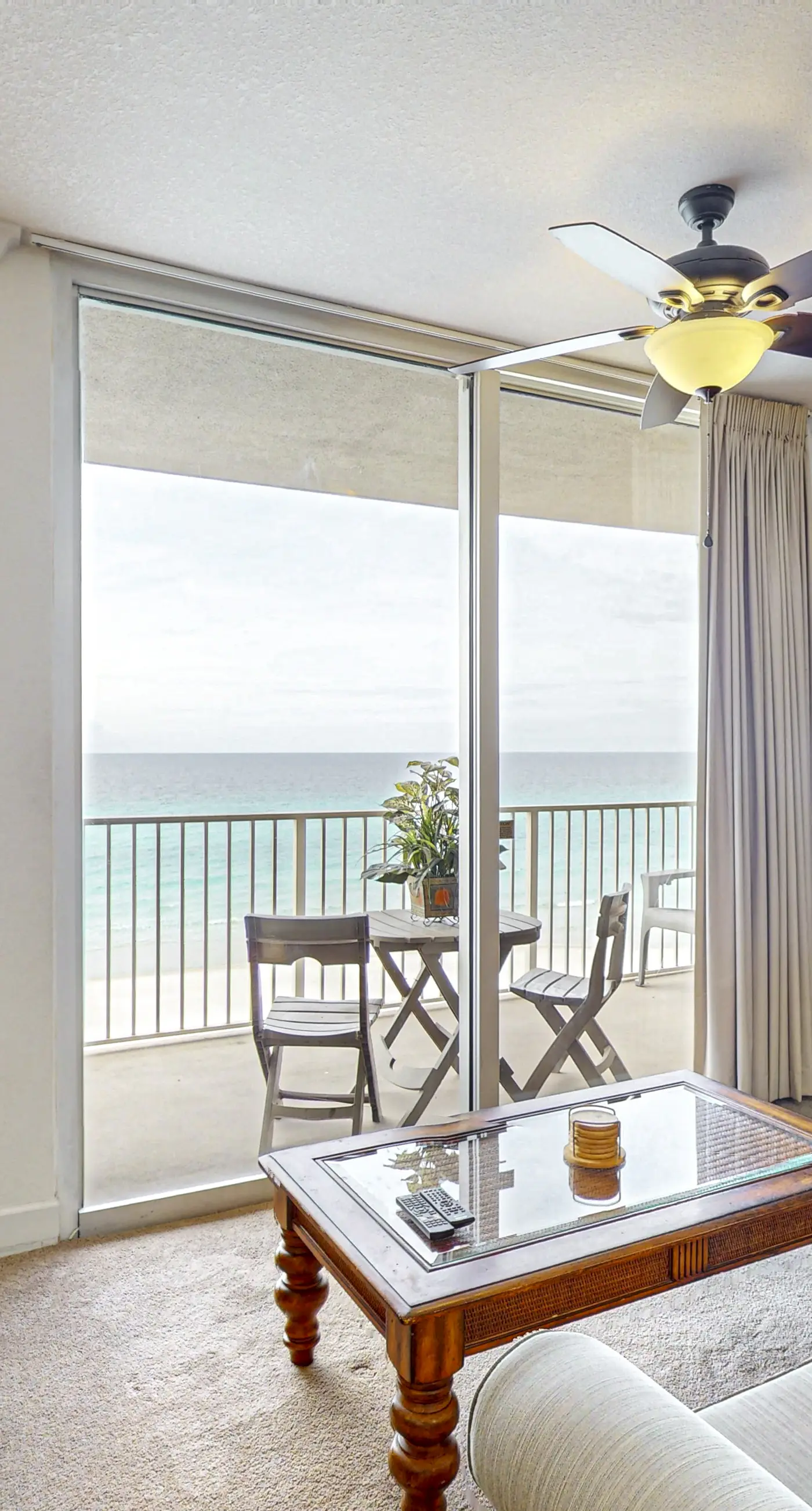 Lovely fourth-floor condo with lagoon pools, gym, hot tub, sauna & game room