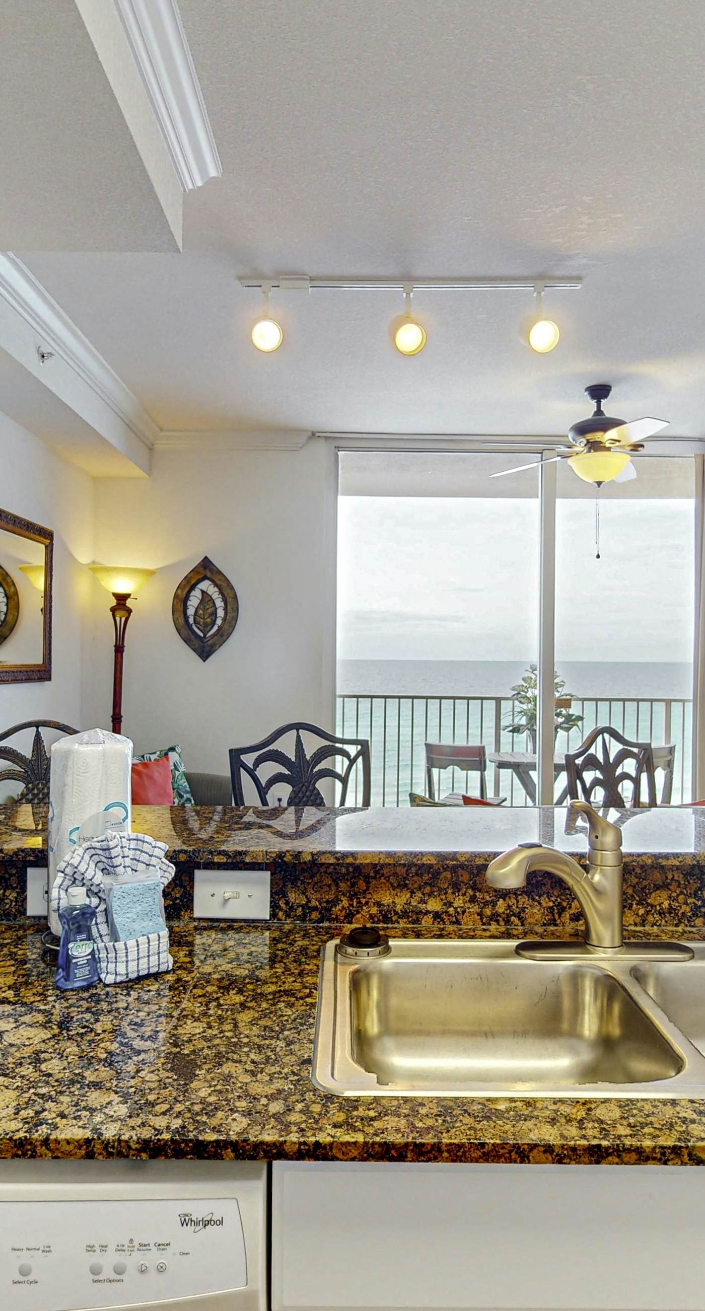 Lovely fourth-floor condo with lagoon pools, gym, hot tub, sauna & game room