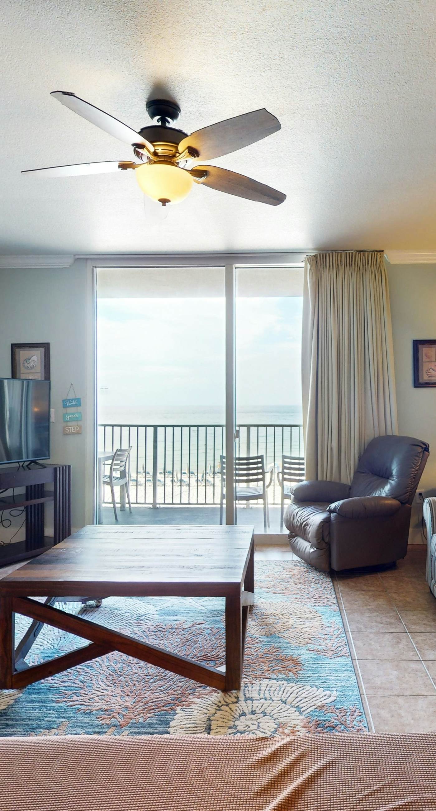 Waterfront Panama City Beach escape with pools, hot tubs & fitness room