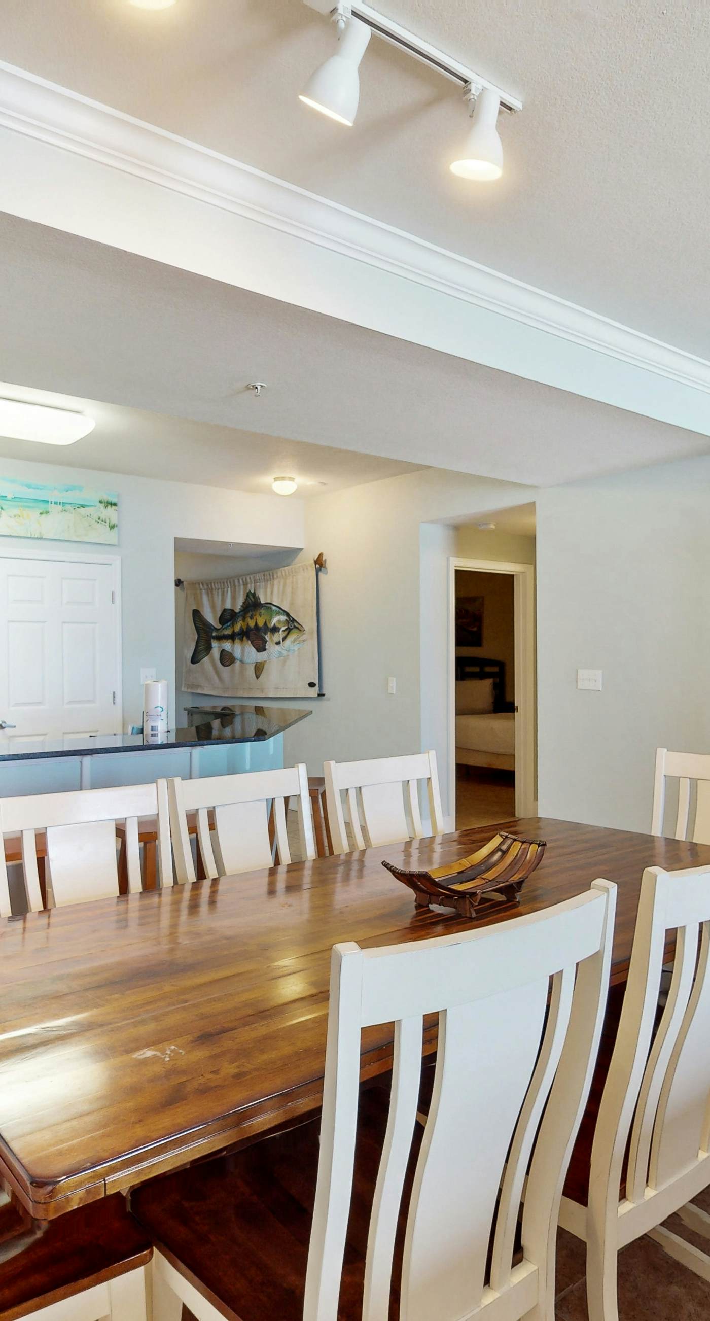 Waterfront Panama City Beach escape with pools, hot tubs & fitness room