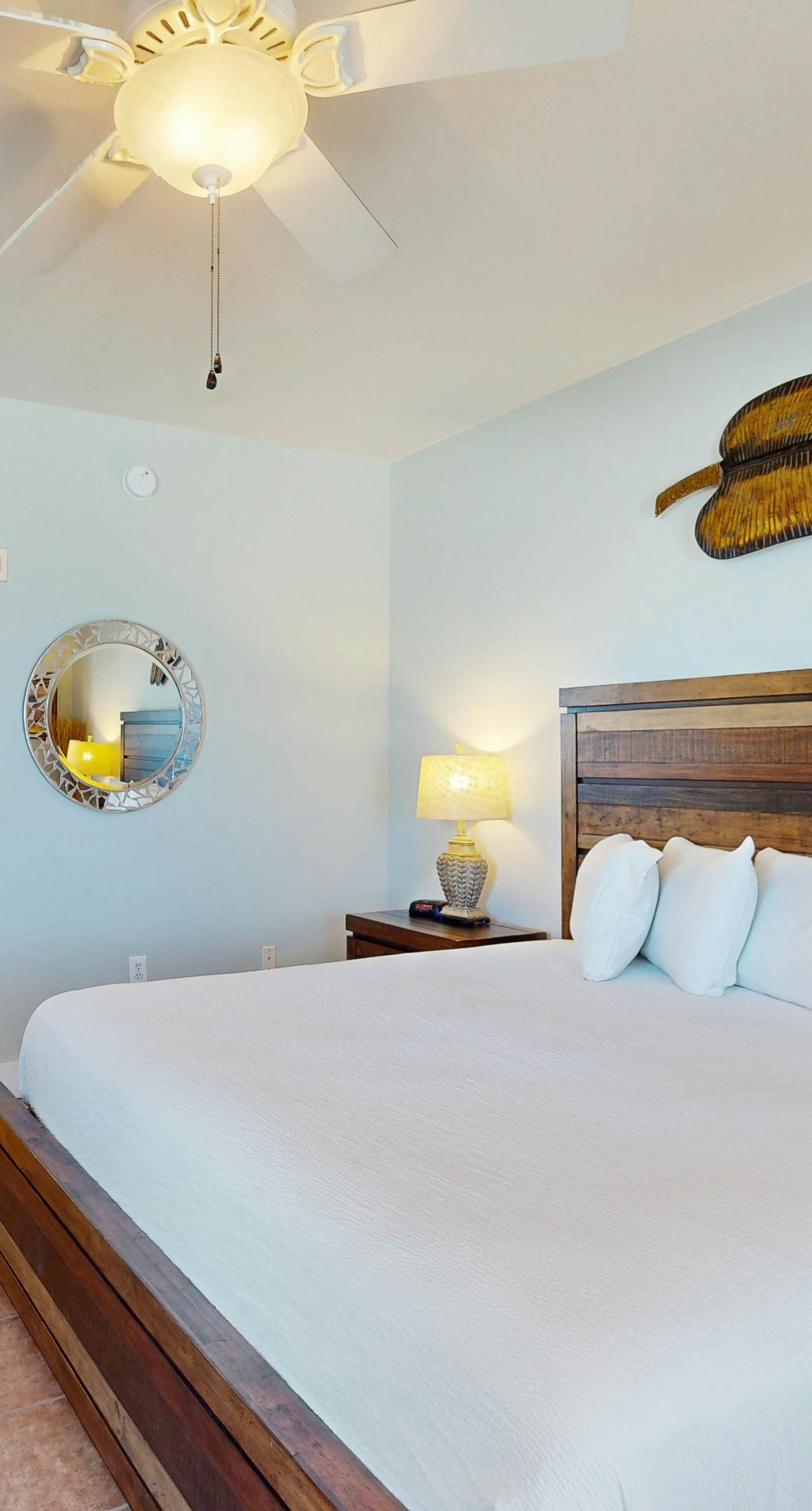 Waterfront Panama City Beach escape with pools, hot tubs & fitness room